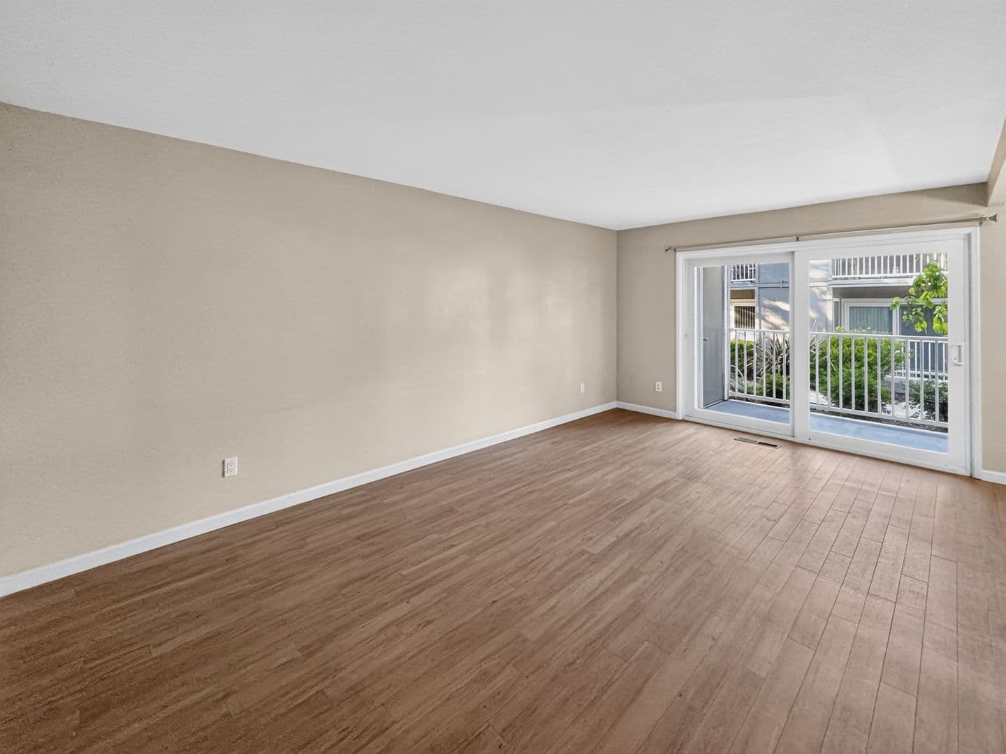 Walnut Creek Condo: 1578 Sunnyvale Avenue #43