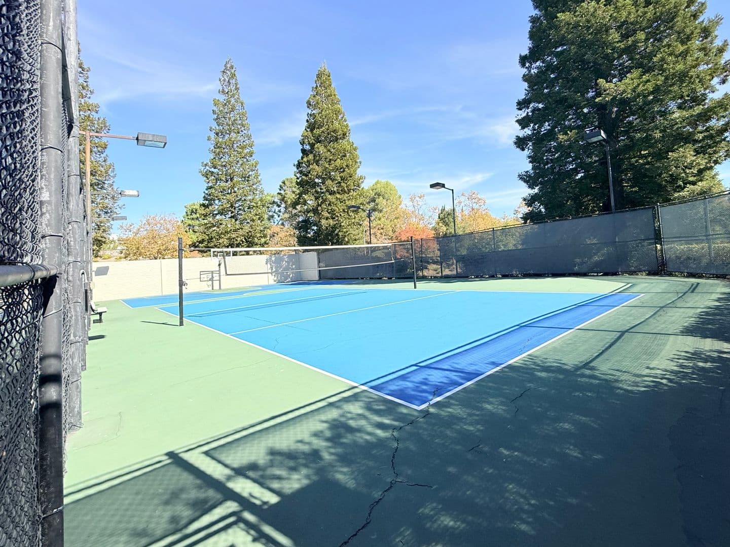 San Ramon Townhome: 4053 W. Lakeshore Drive