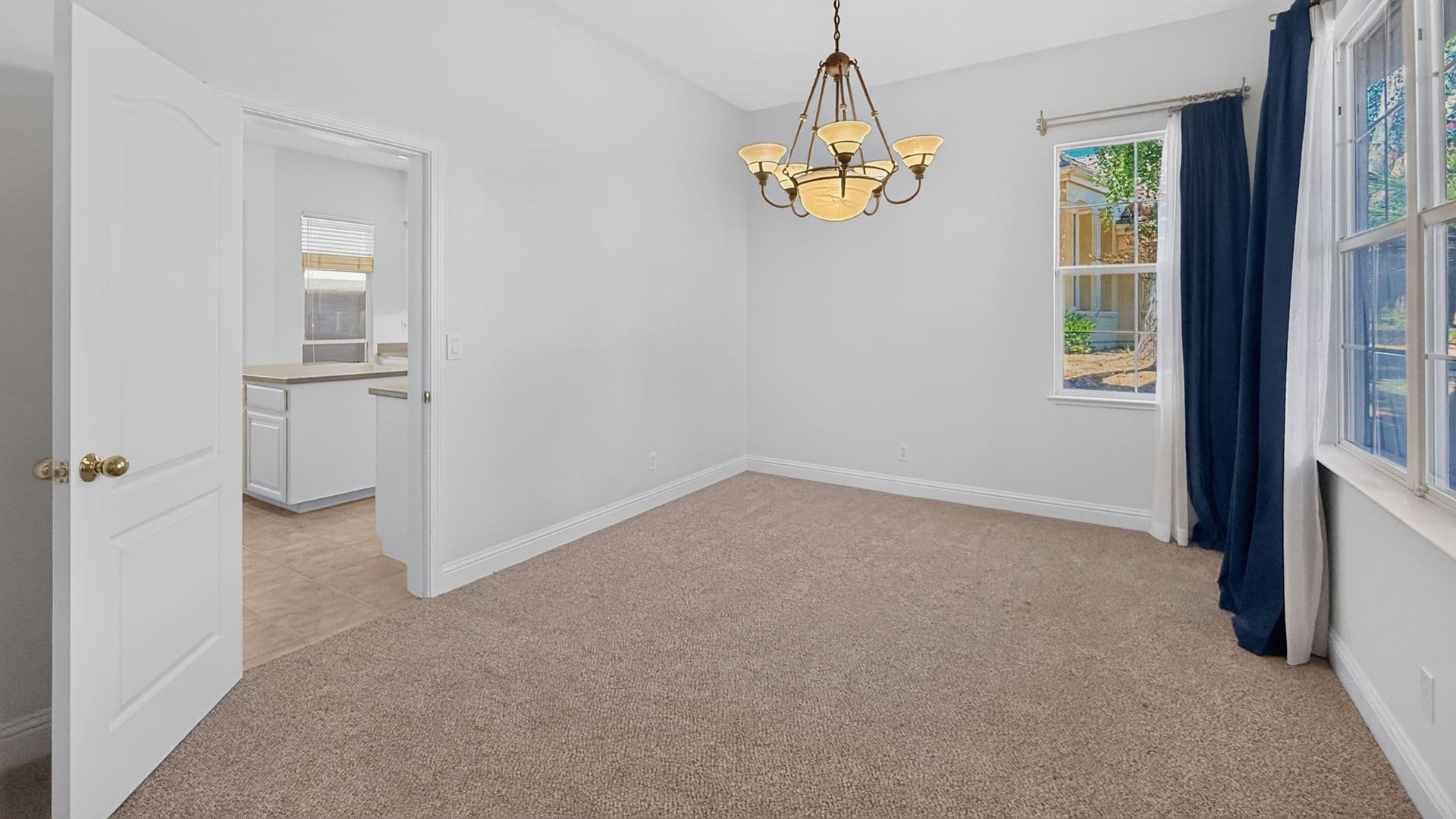San Ramon House: 830 Pradera Way