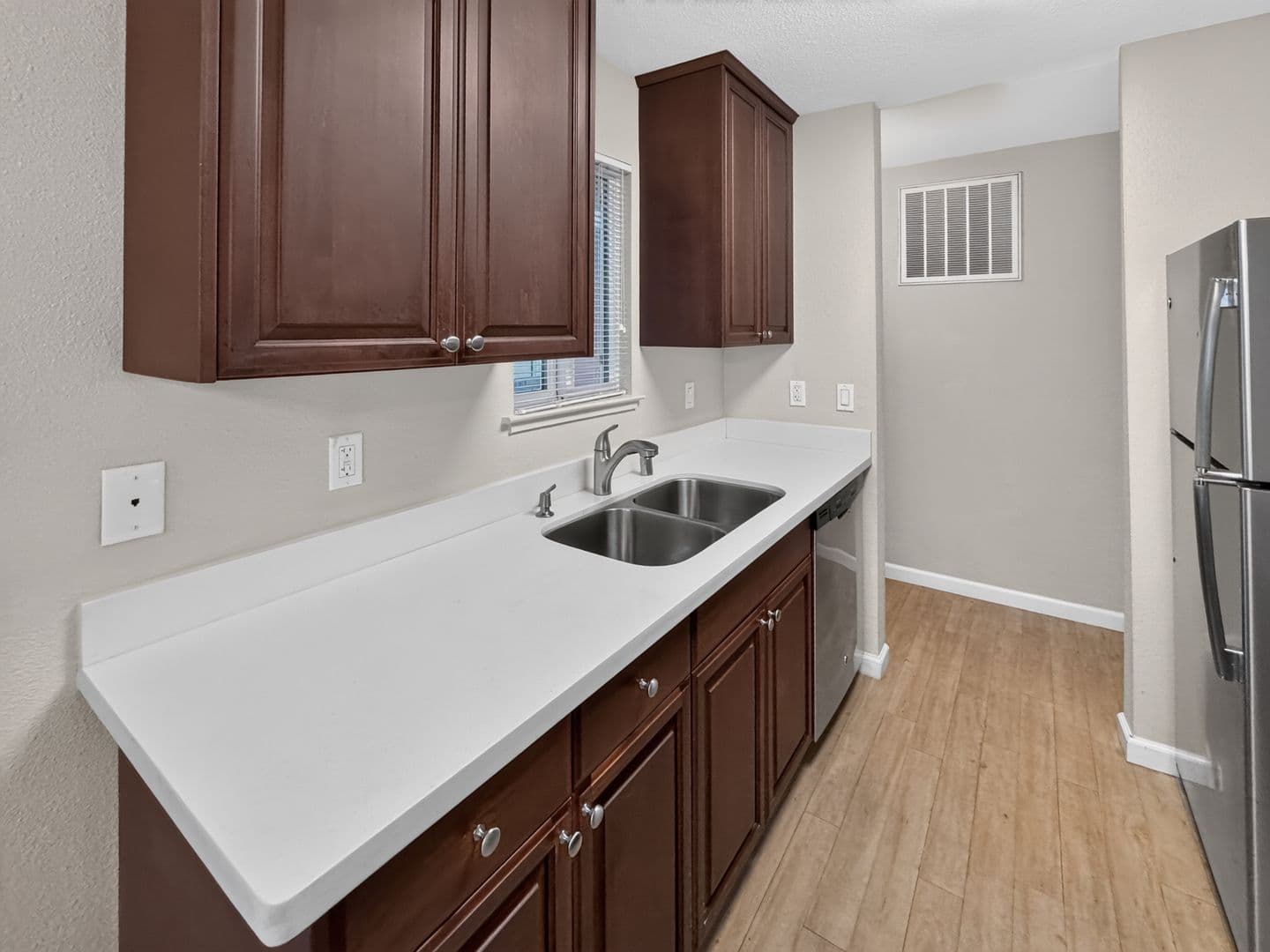 Walnut Creek Condo: 1578 Sunnyvale Avenue #43