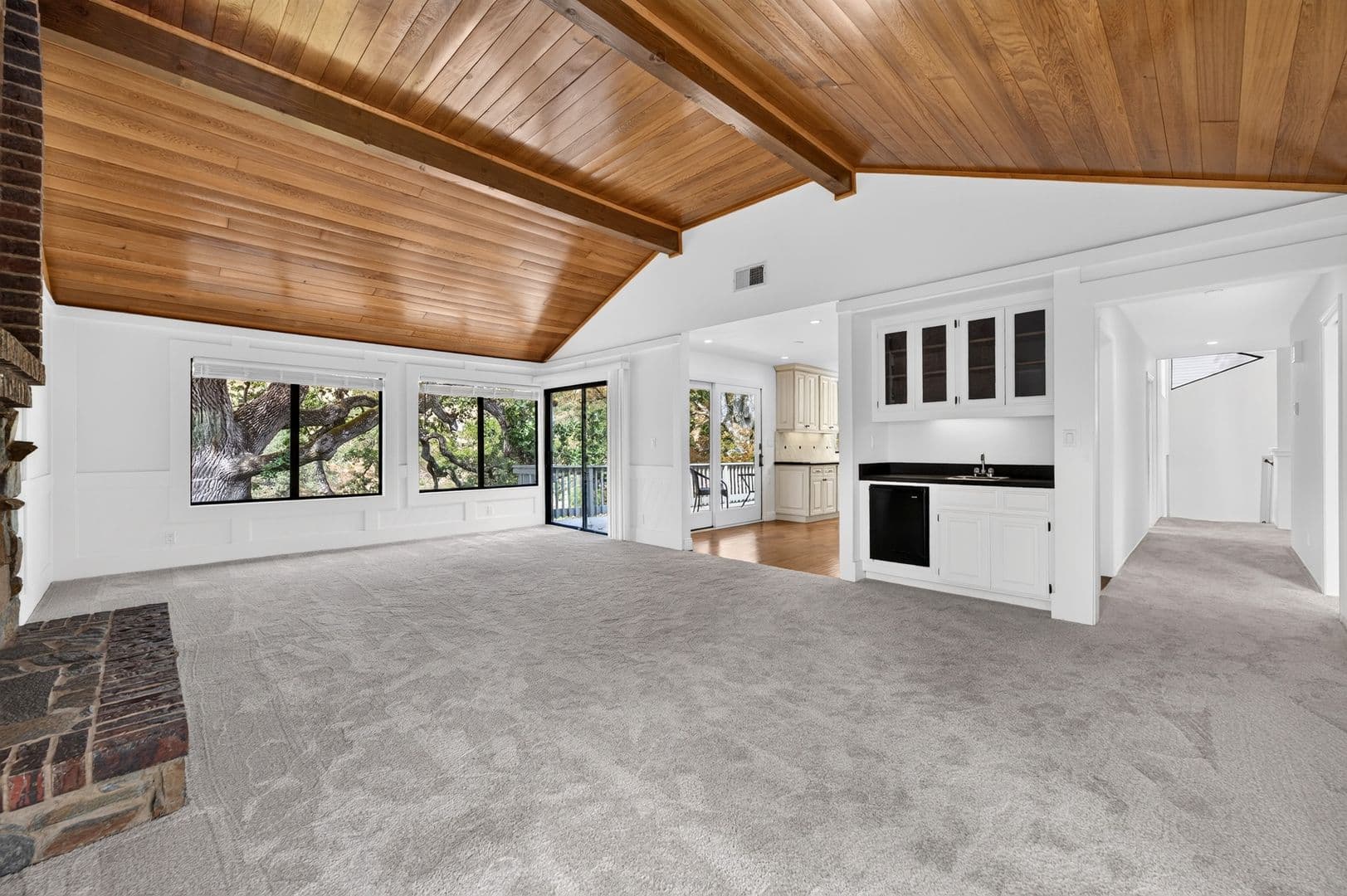 Alamo House: 1837 Lackland Drive