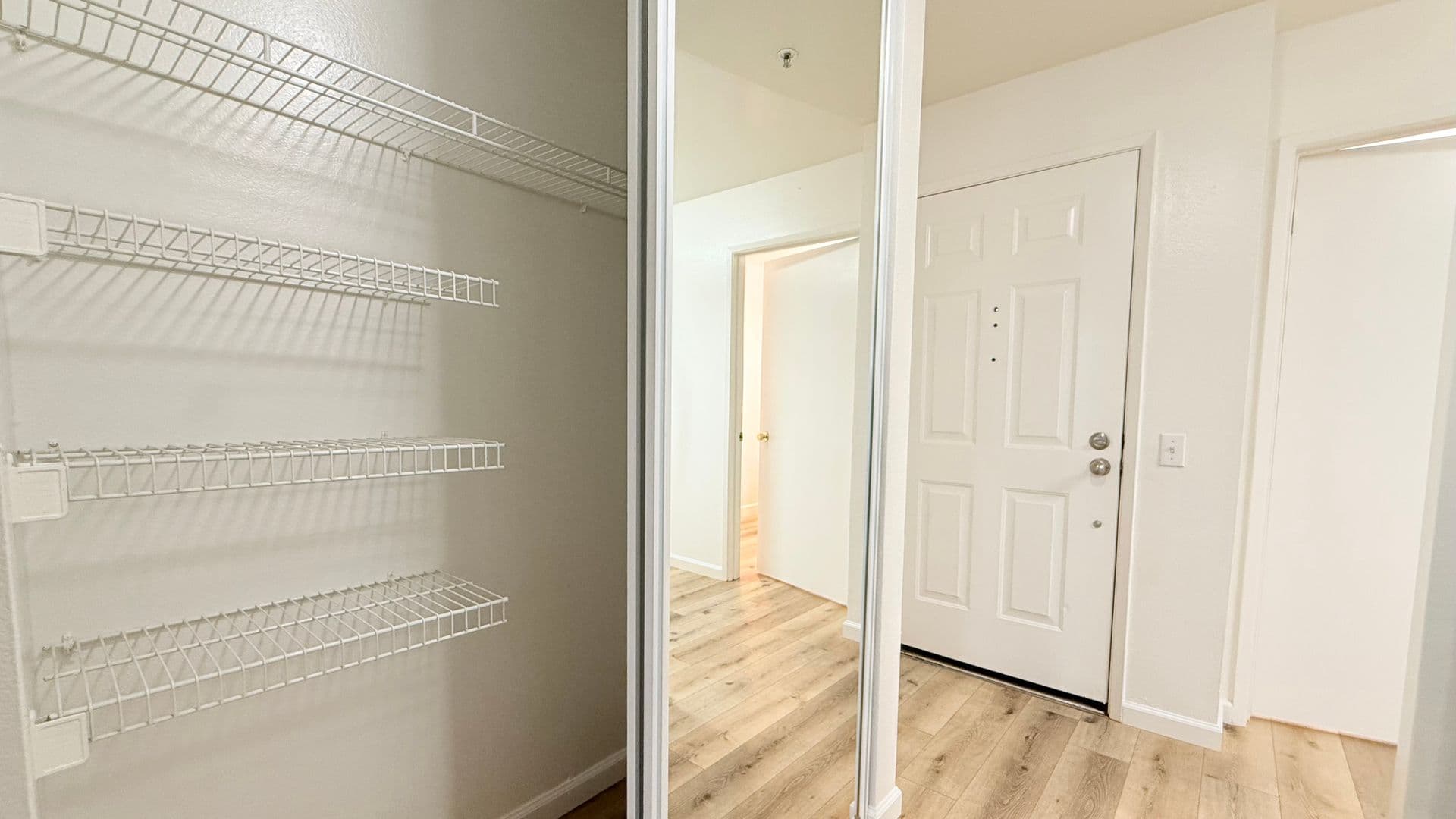 San Ramon Condo: 705 Watson Canyon Court #100