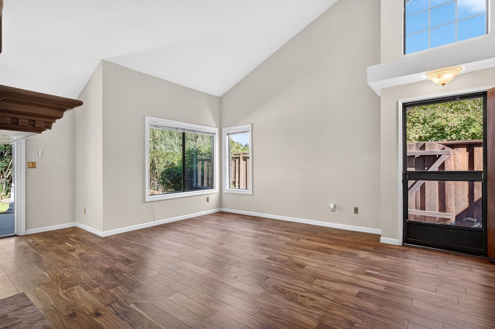 Martinez Townhome: 2119 Quiet Lake Place