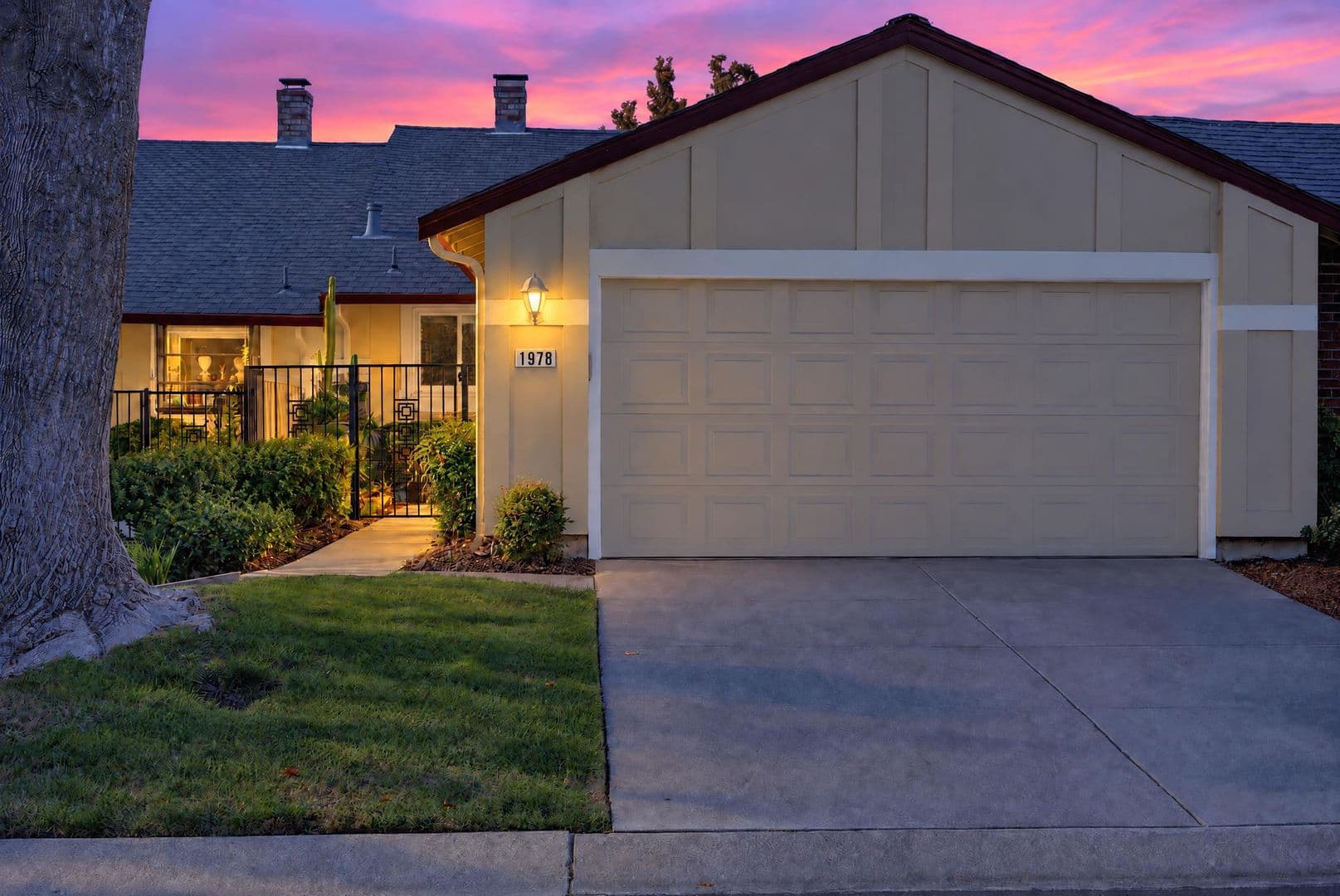 Walnut Creek Townhome: 1978 La Corso Court