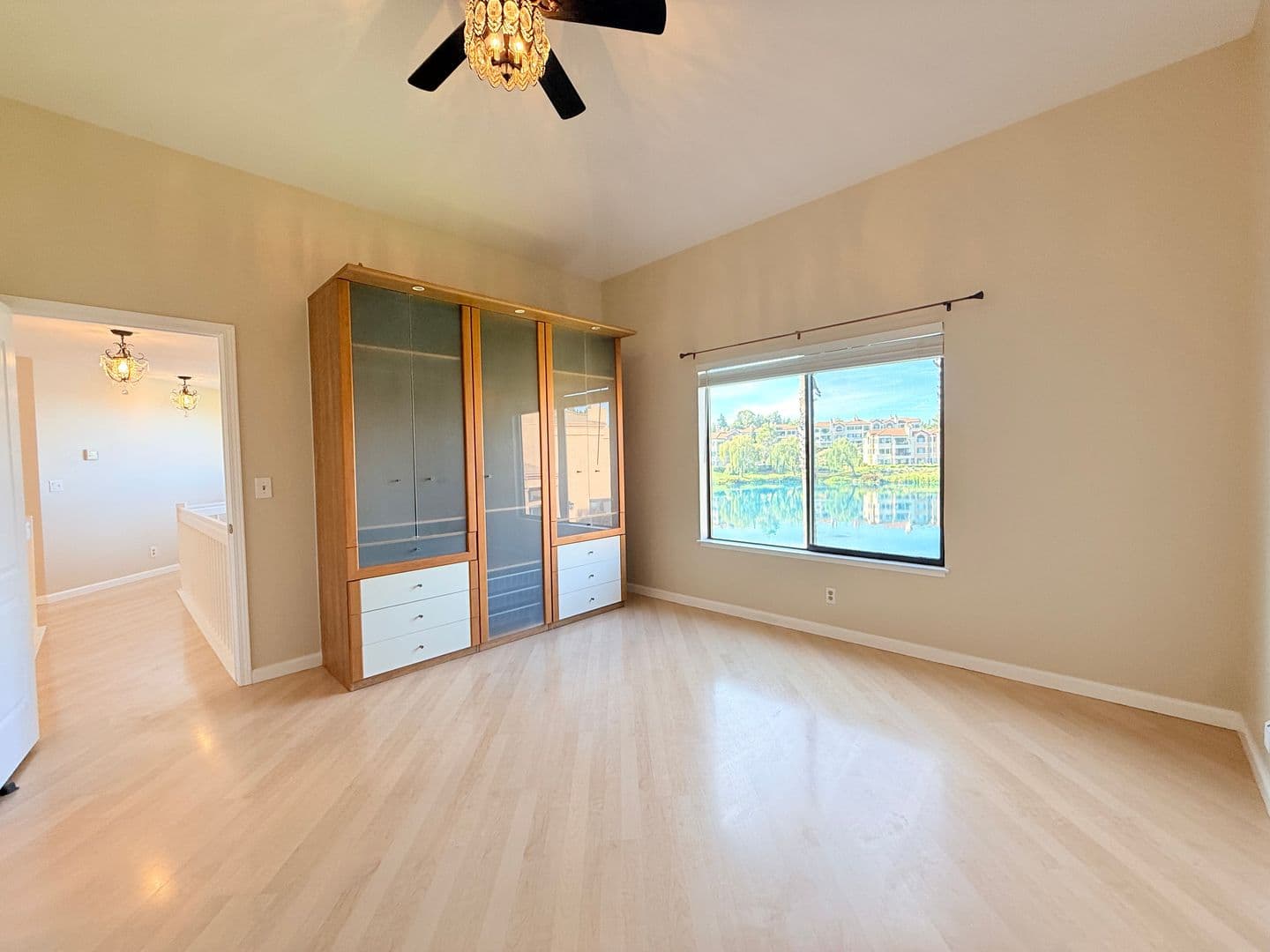 San Ramon Townhome: 4053 W. Lakeshore Drive