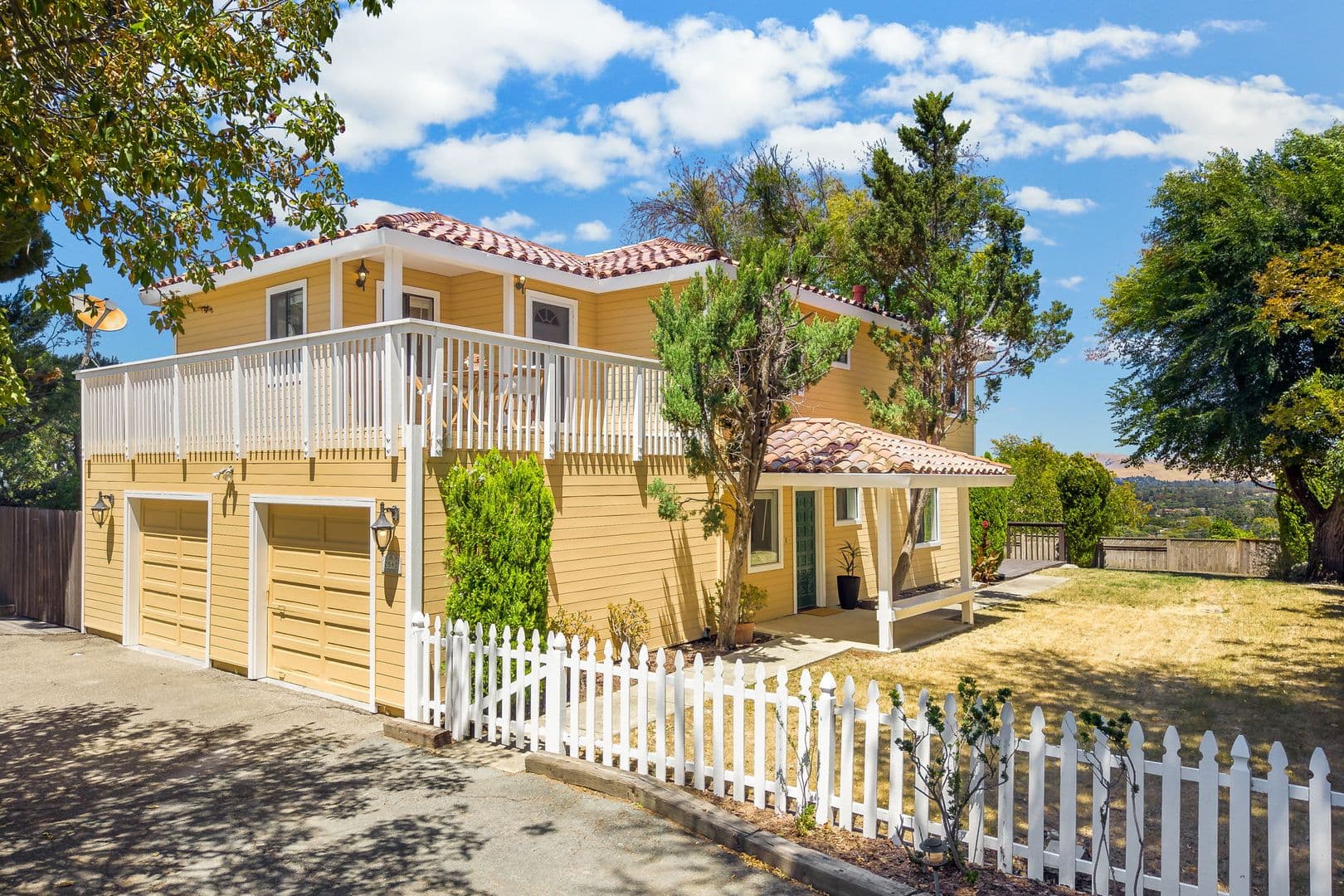 Walnut Creek House: 2542 Mockingbird Hill Road