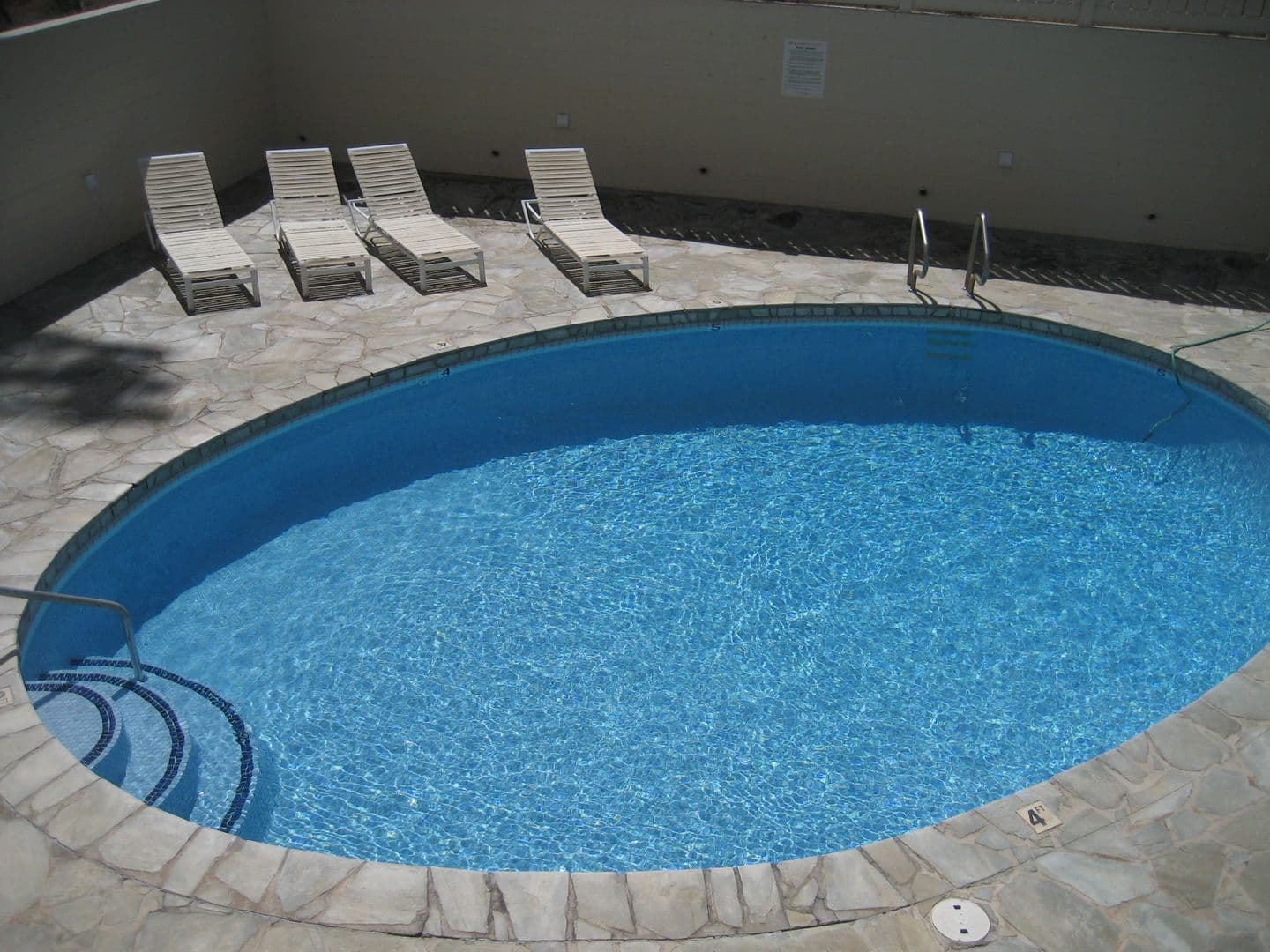 Honolulu Condo: 1147 Ala Napunani Street #206 - SL95LUIS