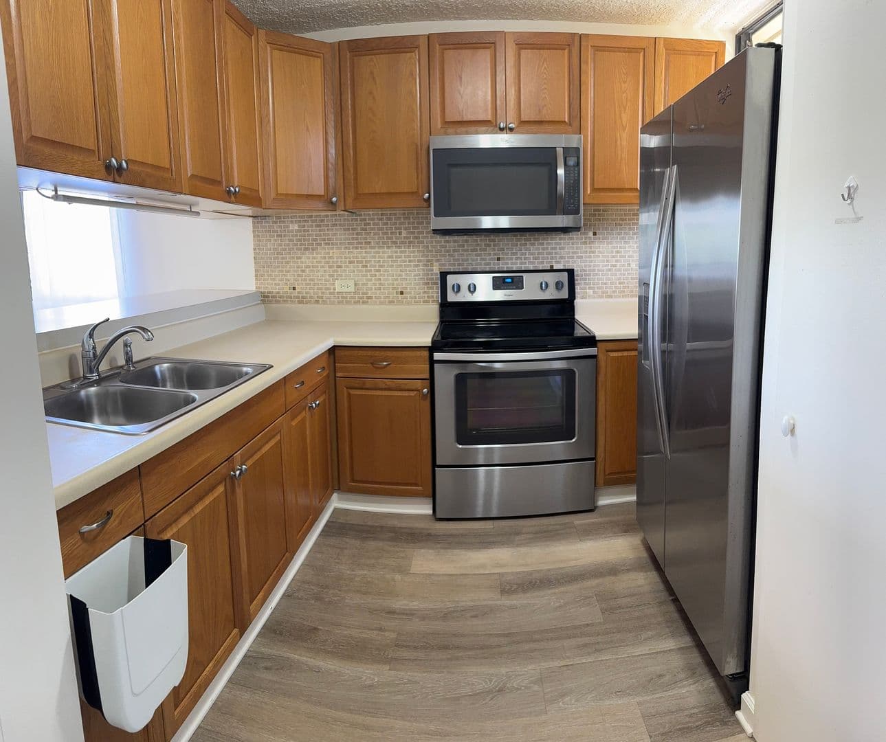 Honolulu Condo: 1147 Ala Napunani Street #206 - SL95LUIS