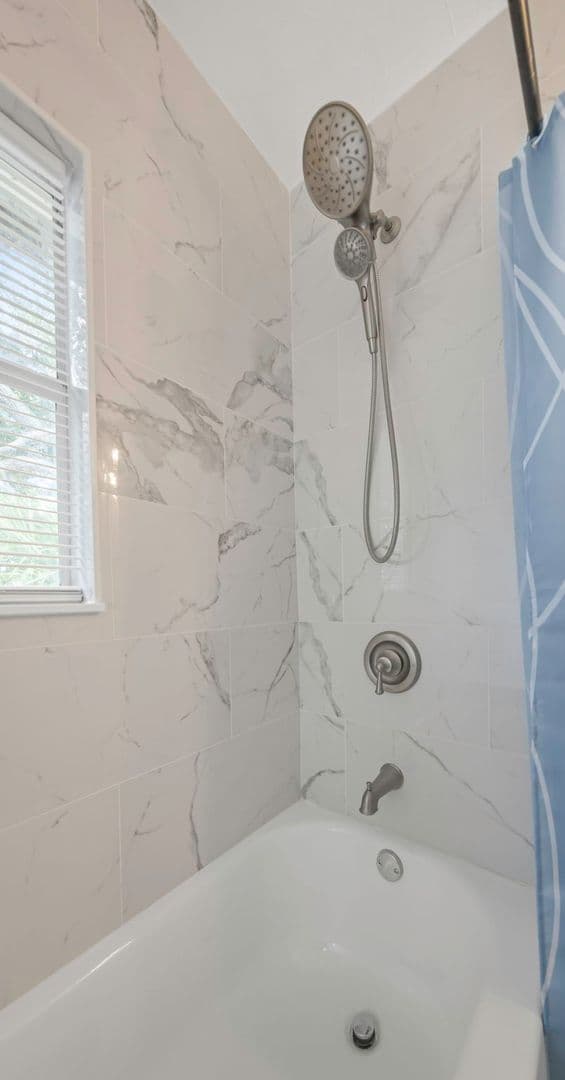 Dunedin Apartment: 416 Skinner Blvd