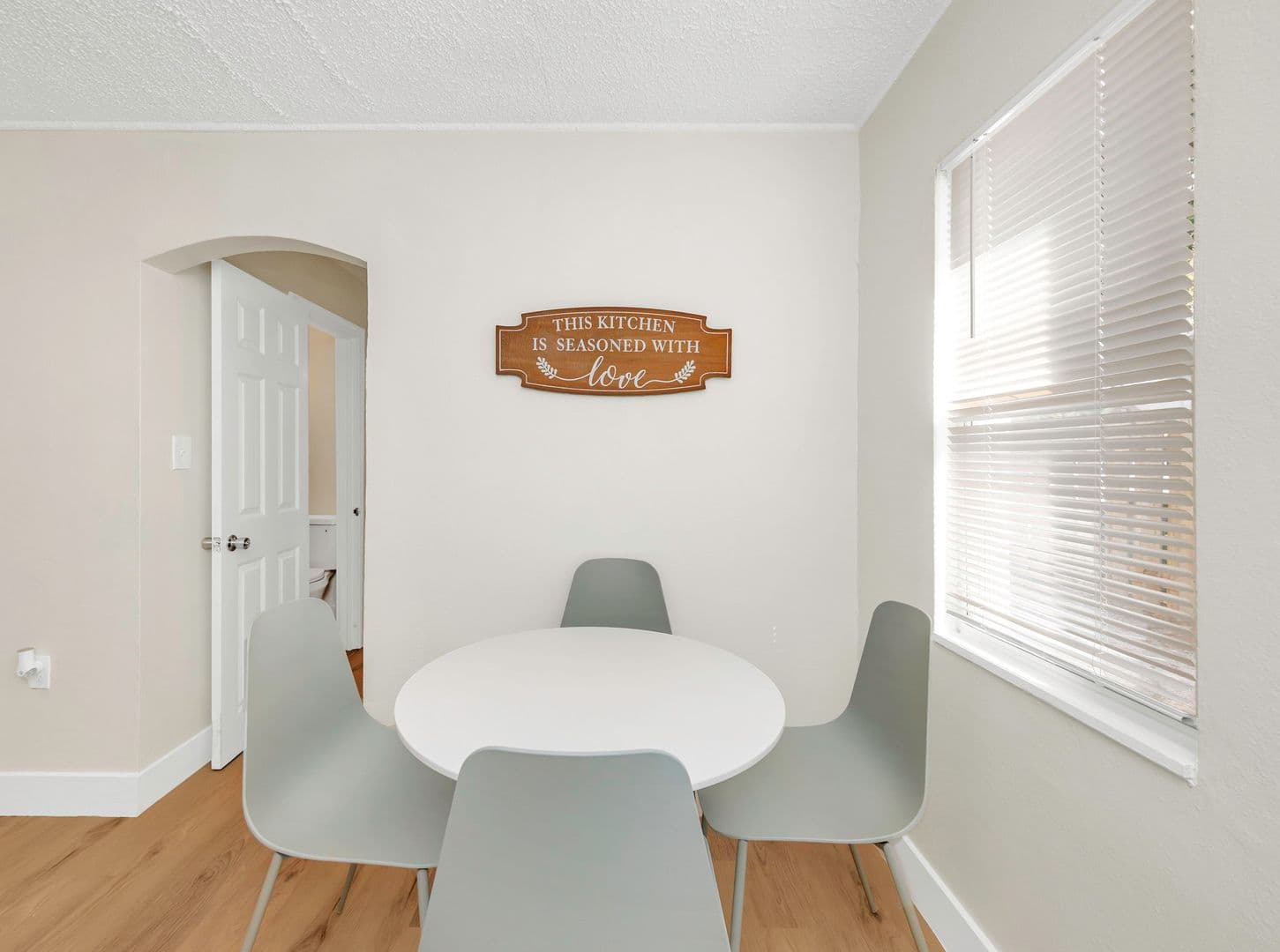 Dunedin Apartment: 416 Skinner Blvd