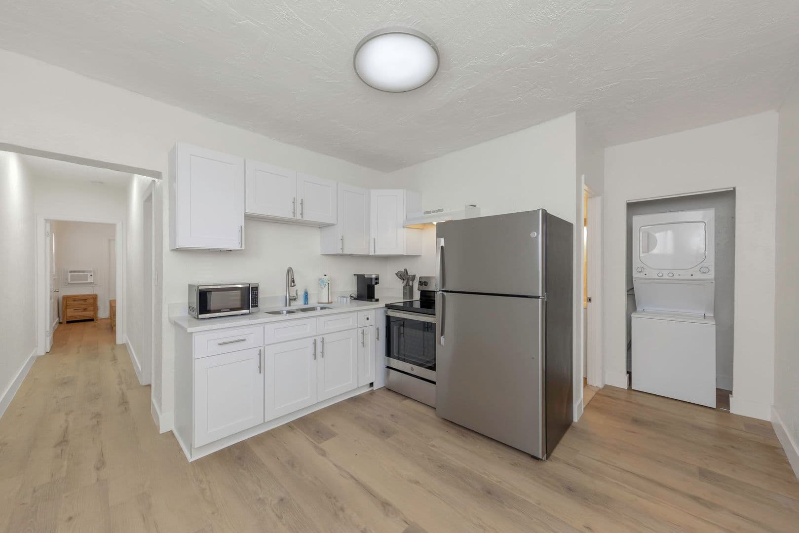 Dunedin Apartment: 416 Skinner Blvd
