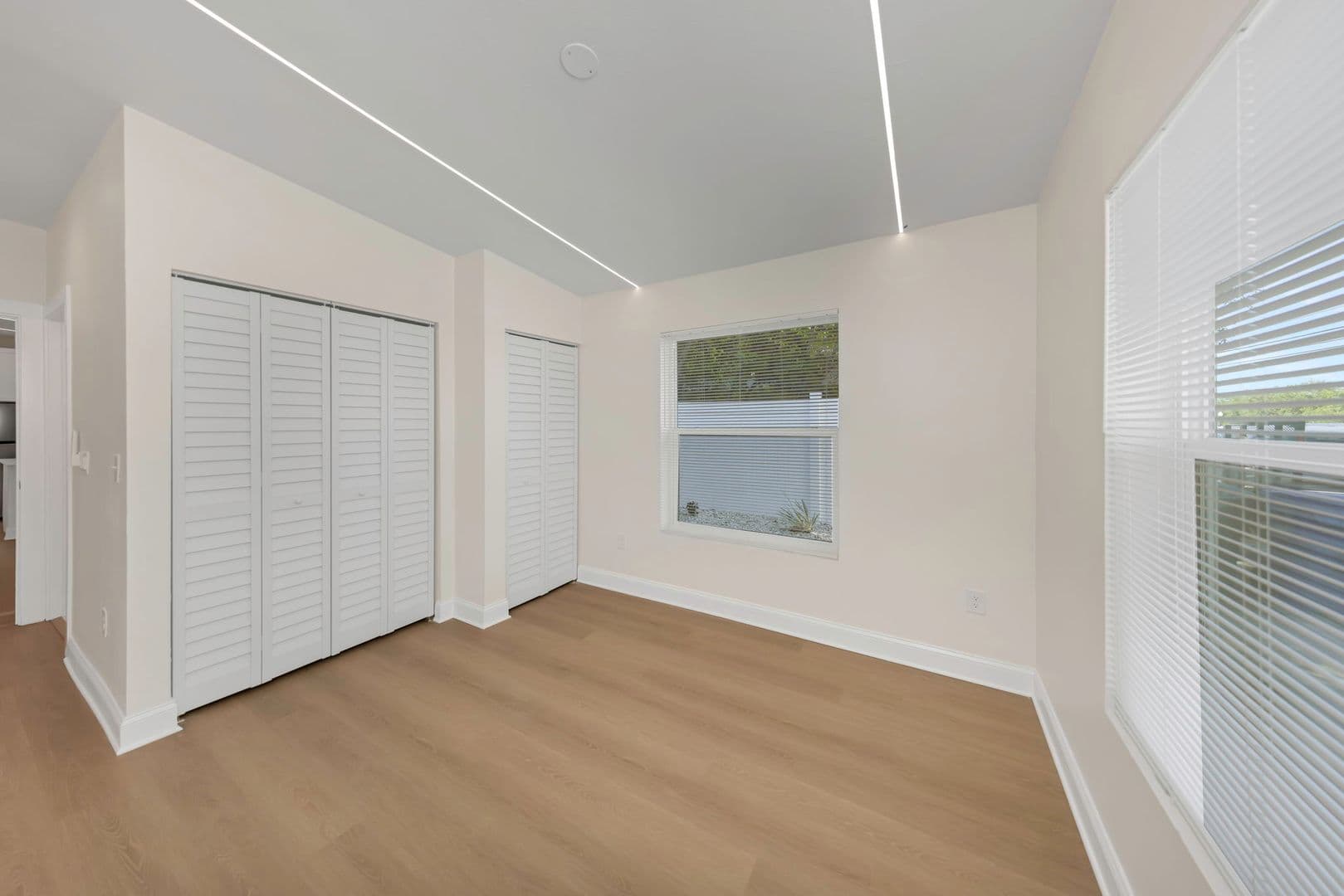 Dunedin Apartment: 79 Patricia Ave