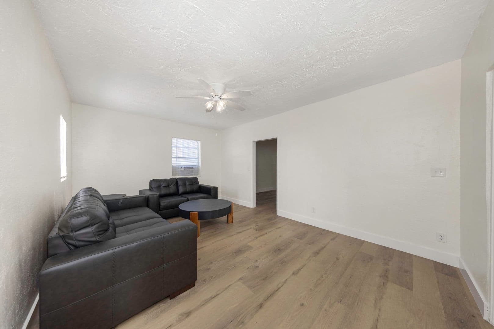 Dunedin Apartment: 416 Skinner Blvd