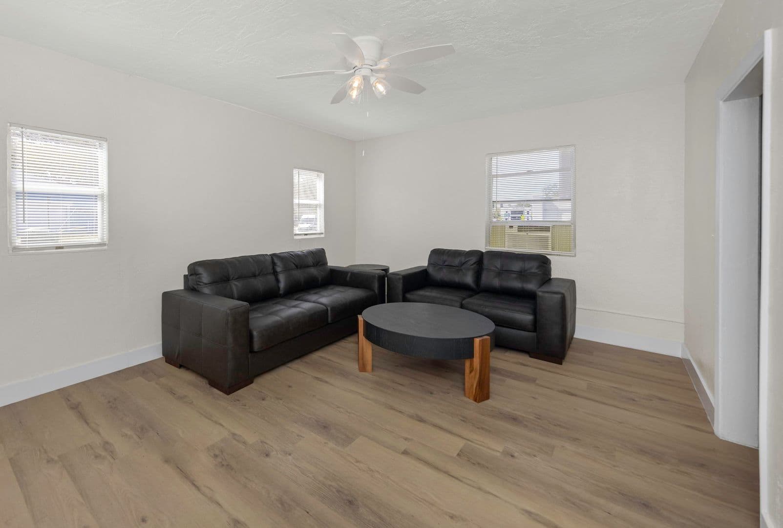 Dunedin Apartment: 416 Skinner Blvd