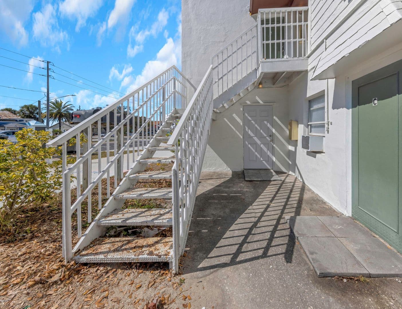 Dunedin Apartment: 416 Skinner Blvd