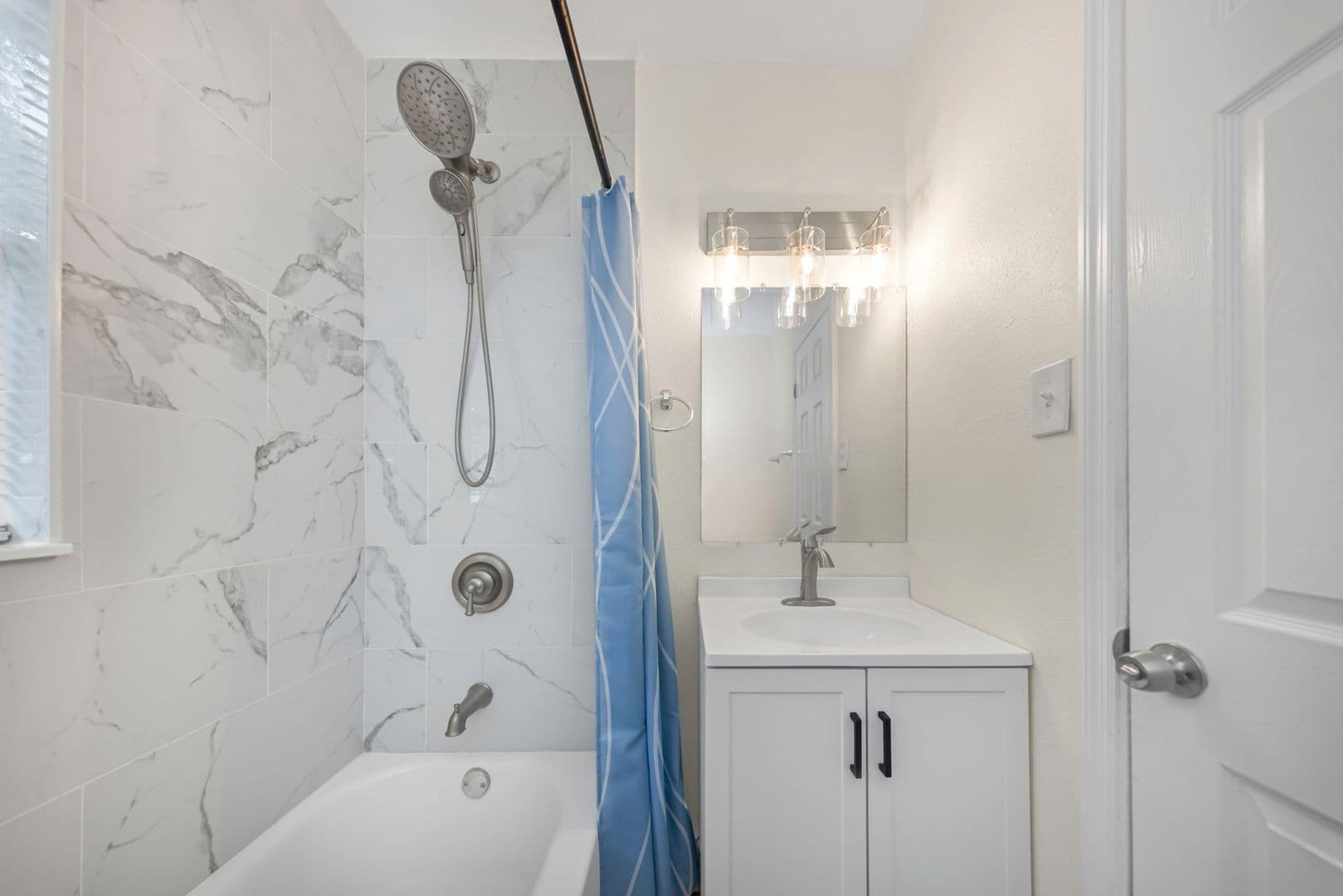 Dunedin Apartment: 416 Skinner Blvd