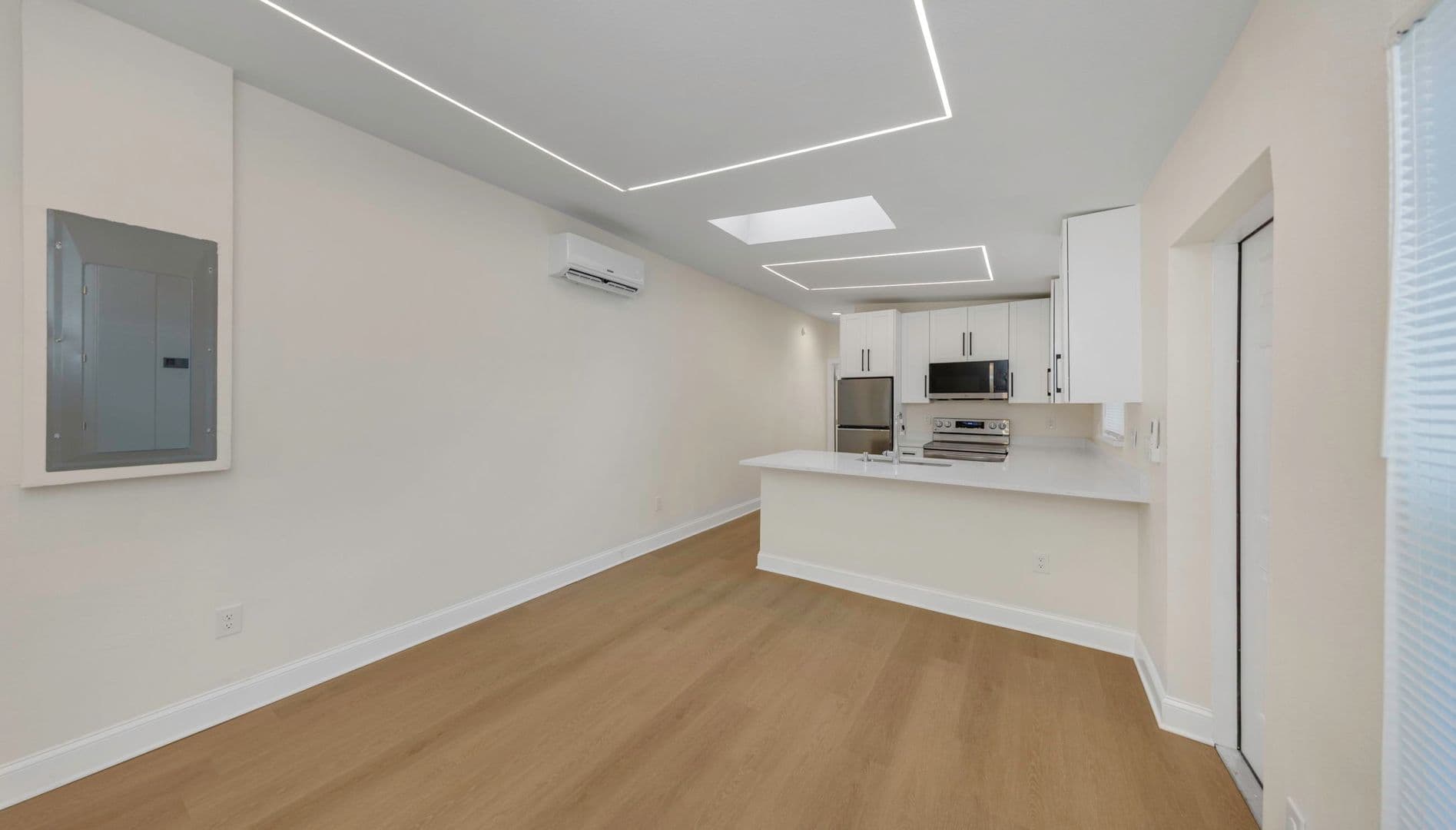 Dunedin Apartment: 79 Patricia Ave