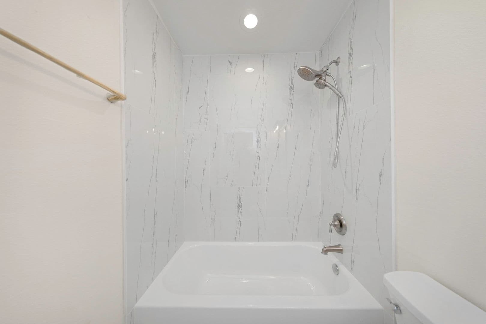 Dunedin Apartment: 79 Patricia Ave