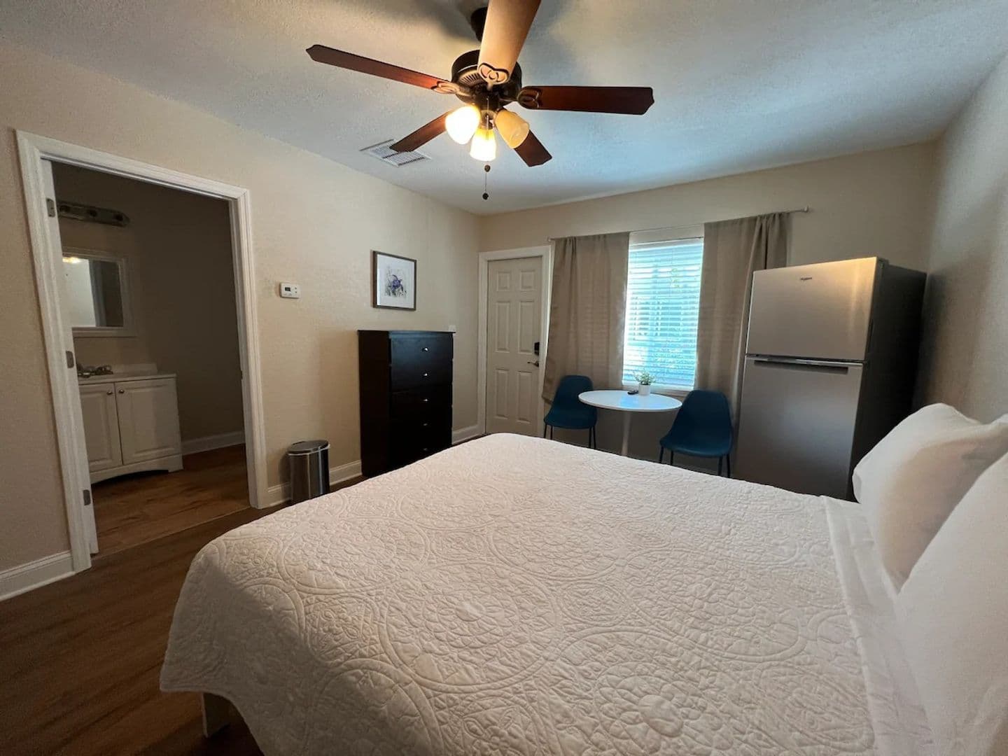 Saint Petersburg Apartment: 310 24th Ave N