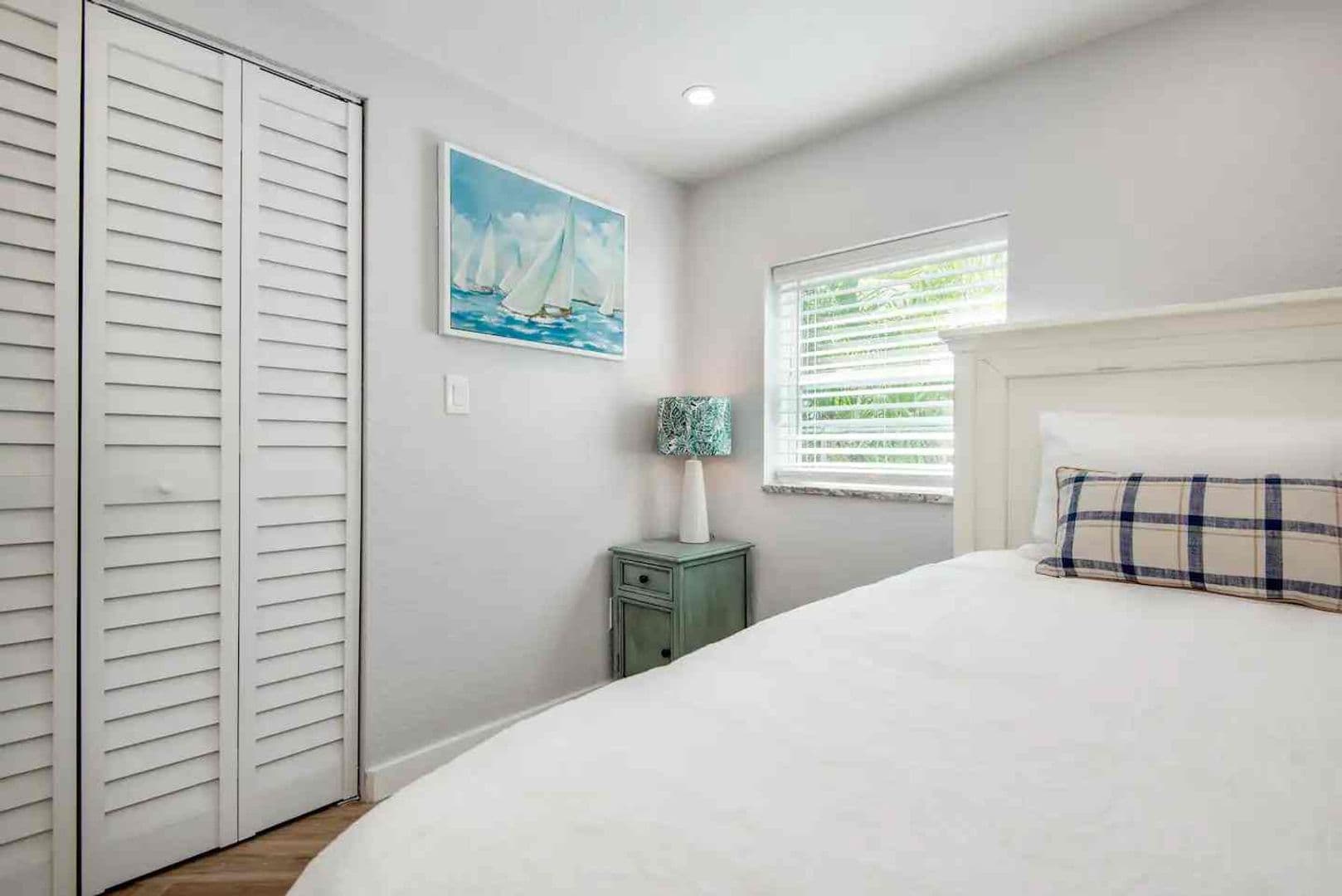 Dunedin Apartment: 405 Locklie Street