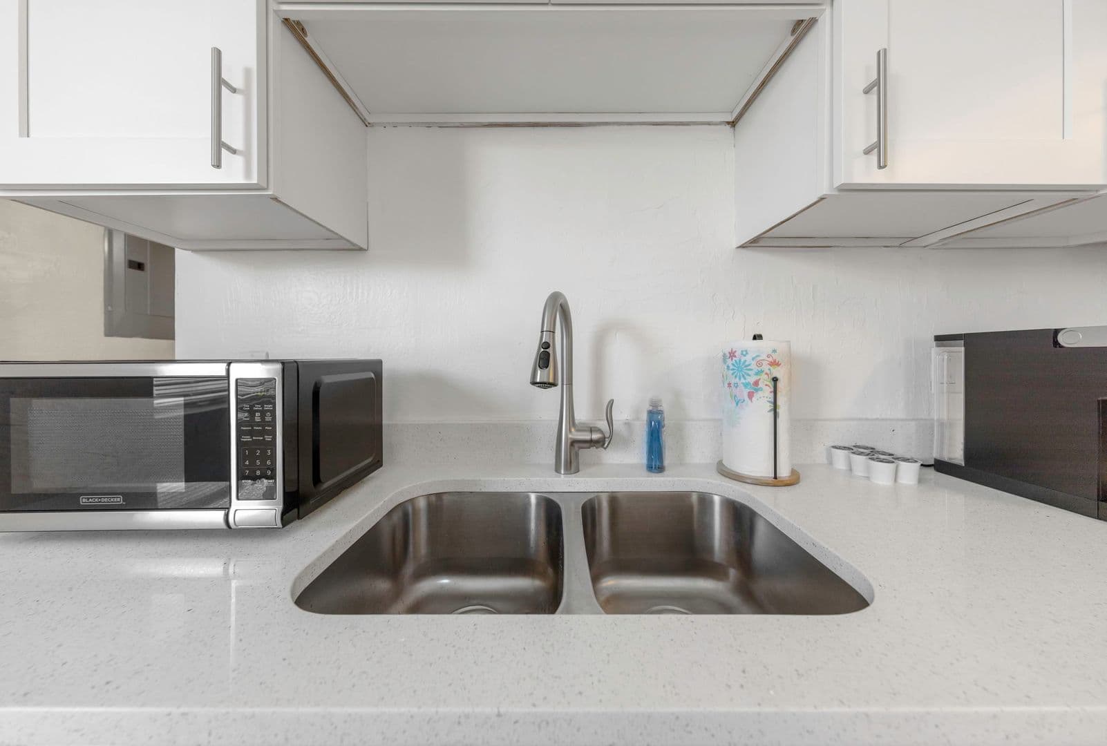 Dunedin Apartment: 416 Skinner Blvd