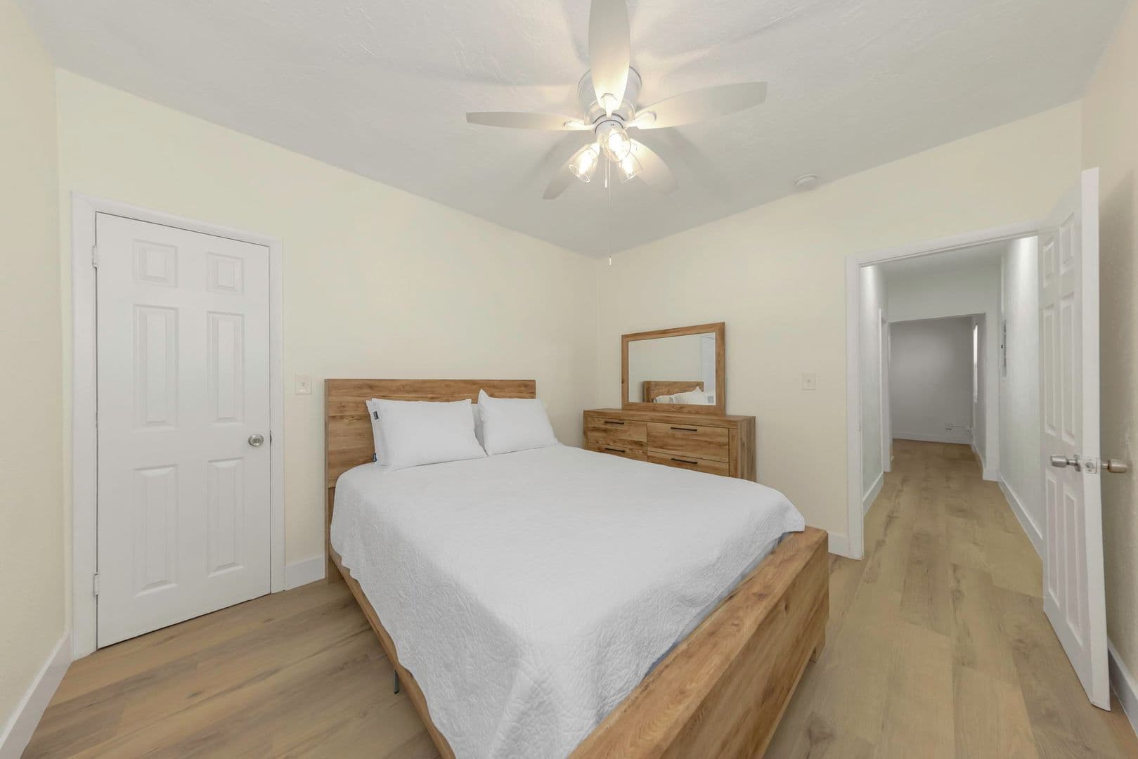 Dunedin Apartment: 416 Skinner Blvd