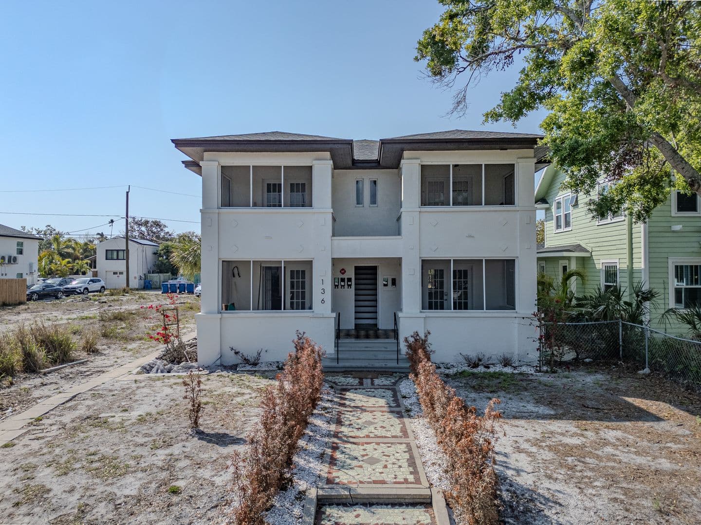 Saint Petersburg Apartment: 136 17th Ave SE