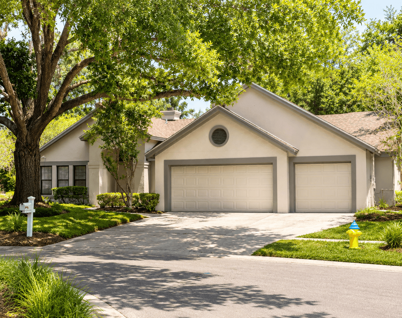 Tampa House: 6202 Greenwich Dr,