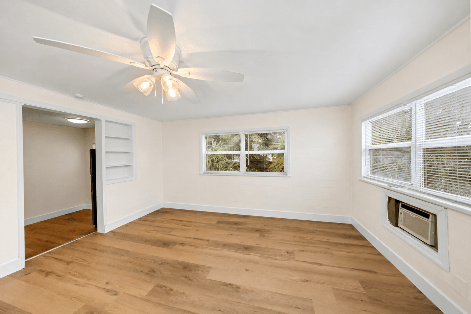 Dunedin Apartment: 416 Skinner Blvd