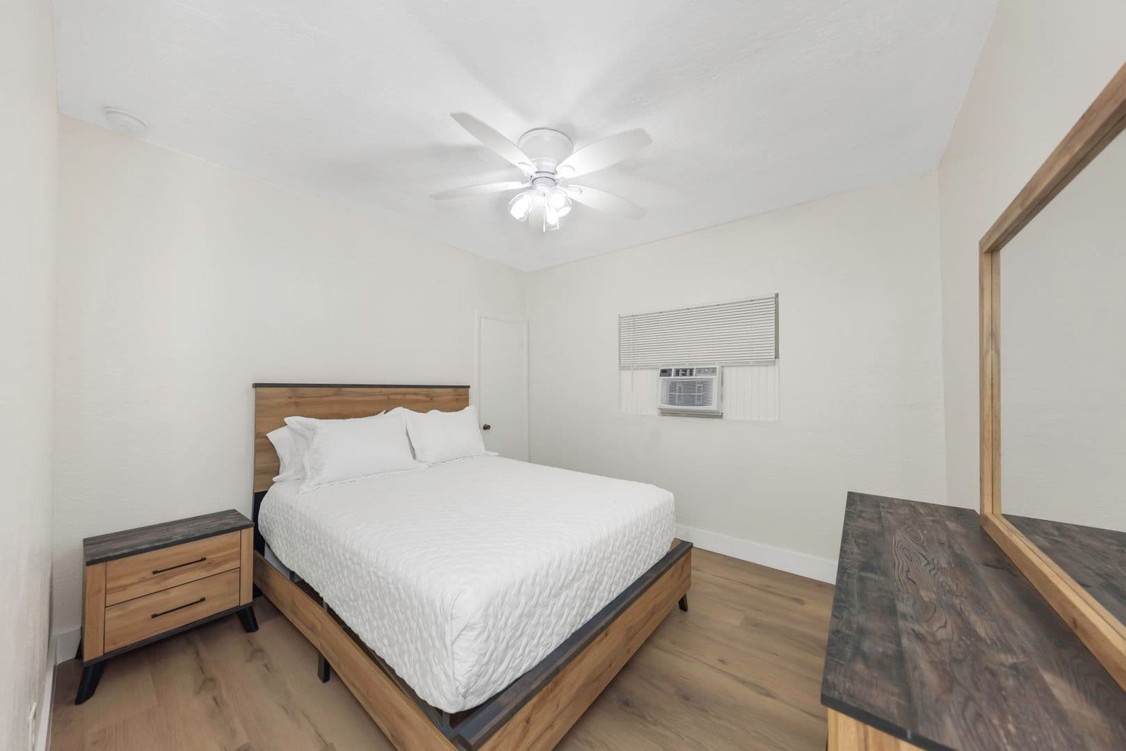 Dunedin Apartment: 416 Skinner Blvd
