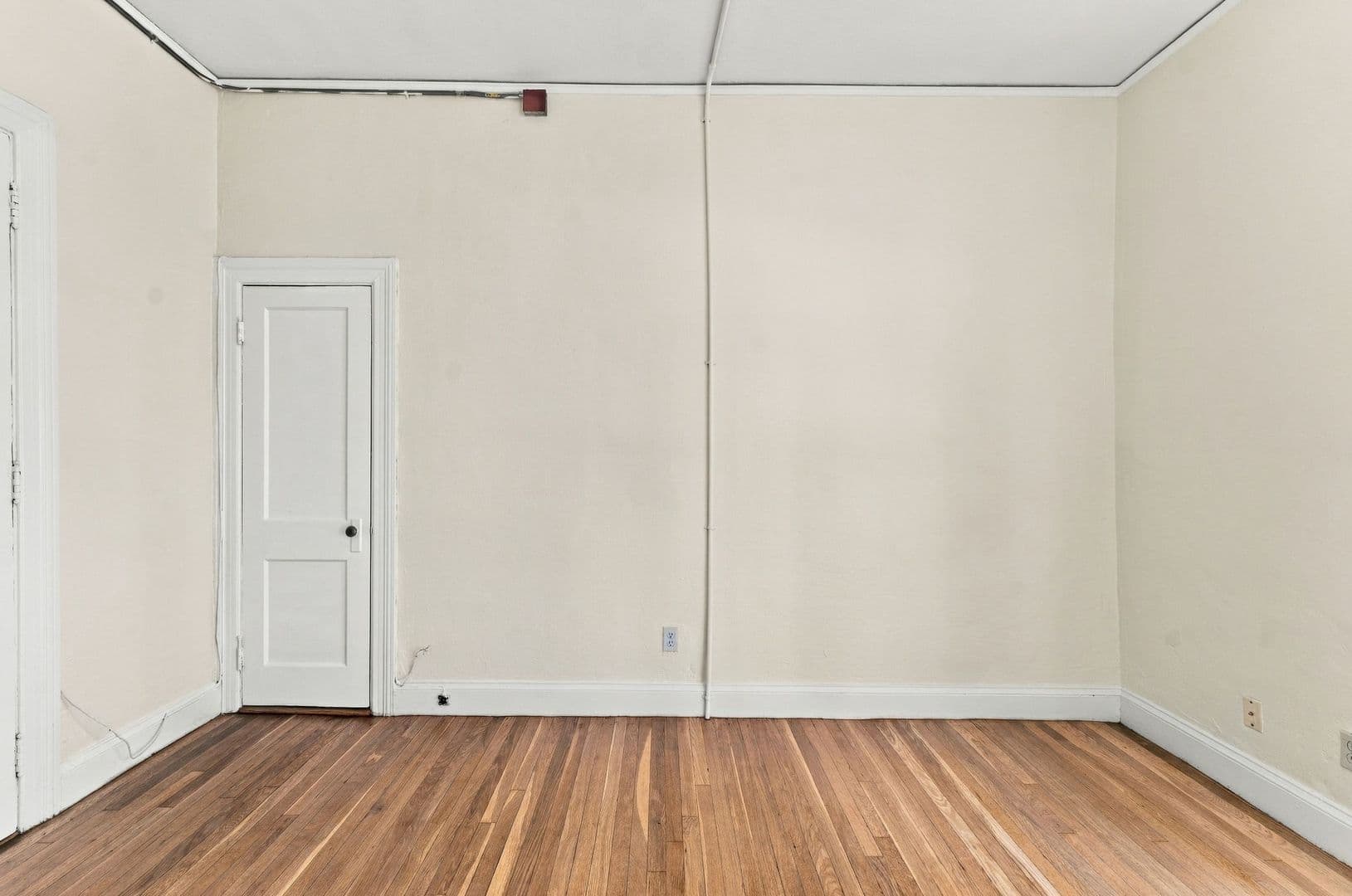 Providence Apartment: 186 Waterman St