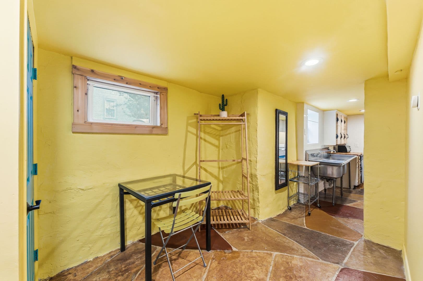Providence Apartment: 57 Governor St