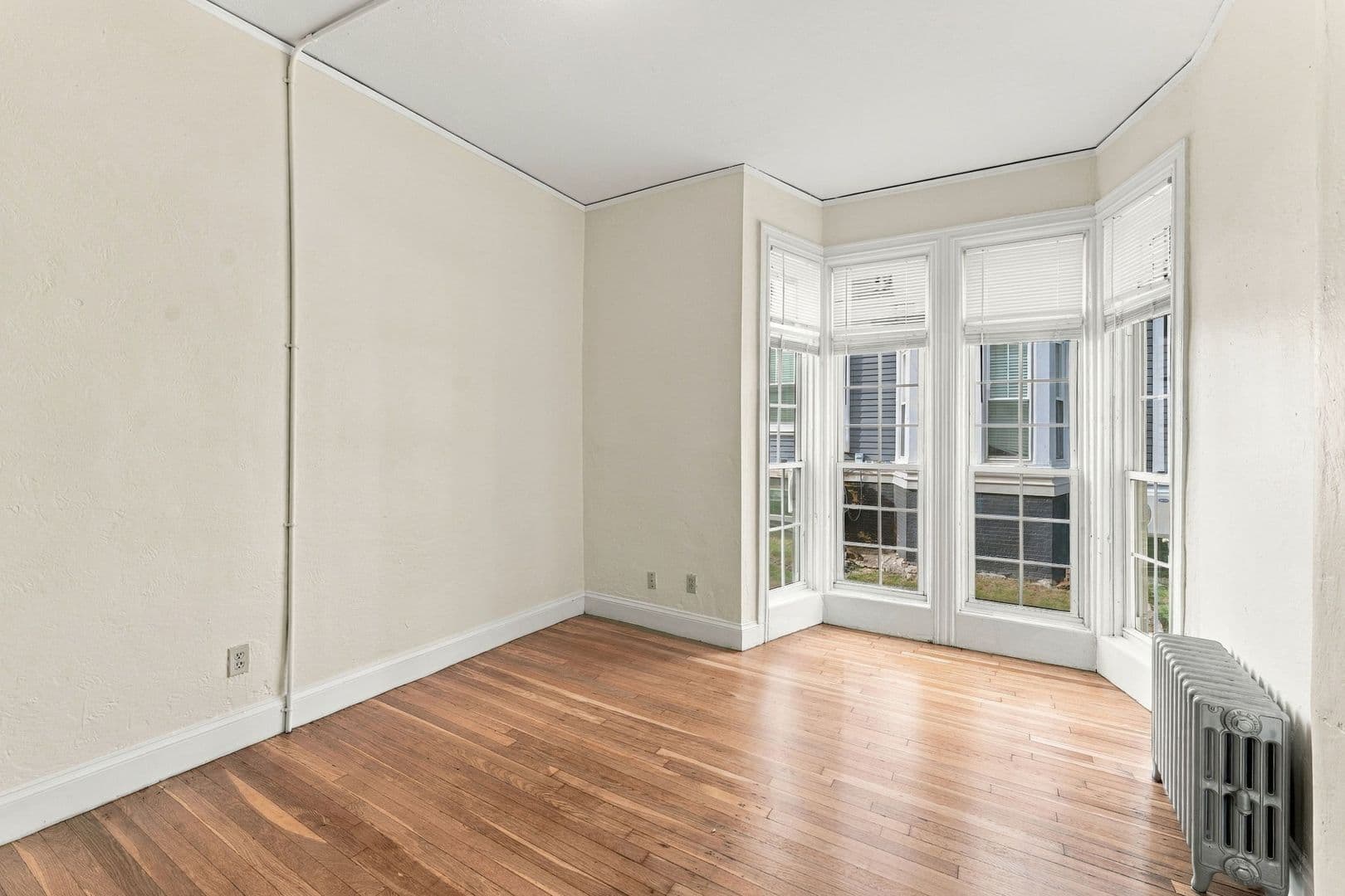 Providence Apartment: 186 Waterman St