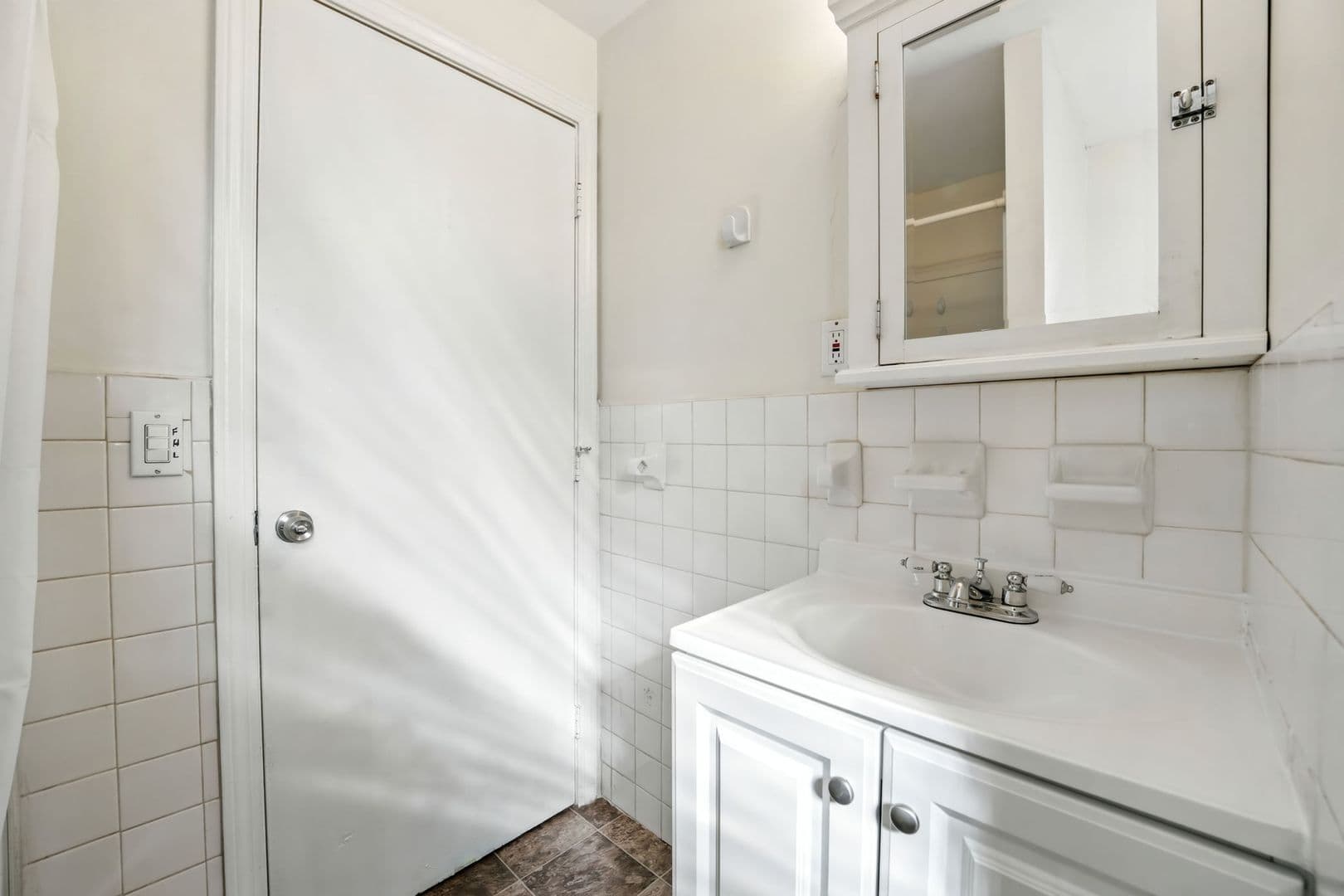 Providence Apartment: 64 Furnace St