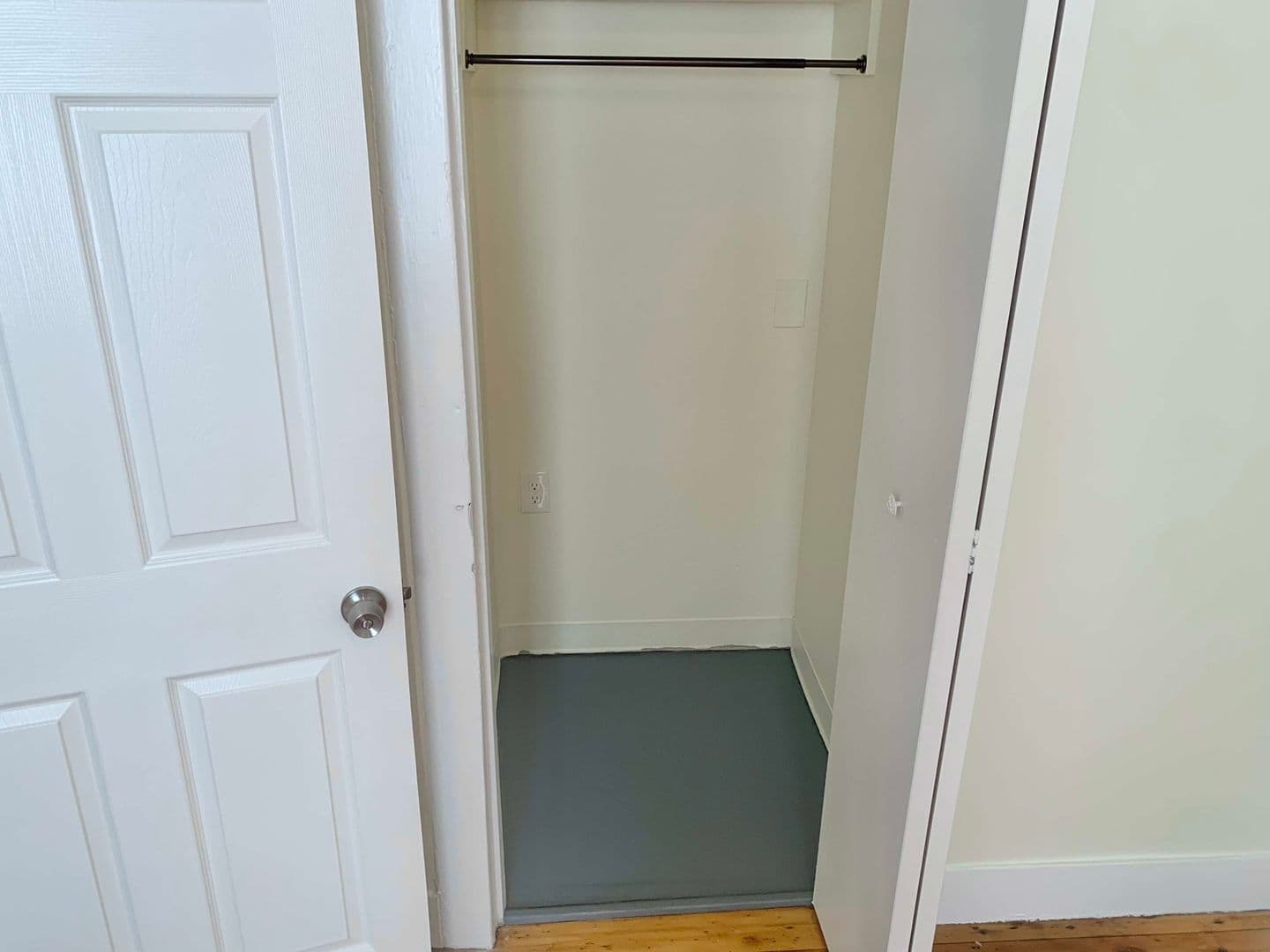 Providence Apartment: 64 Furnace St