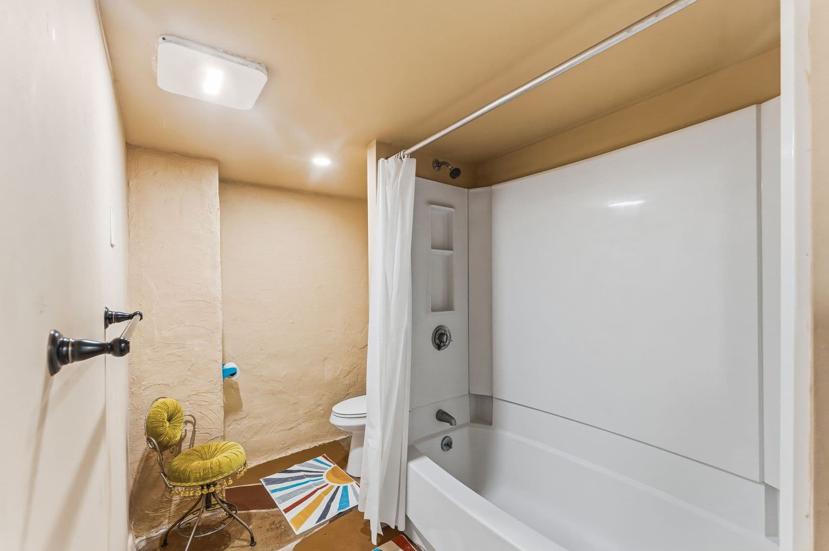 Providence Apartment: 57 Governor St