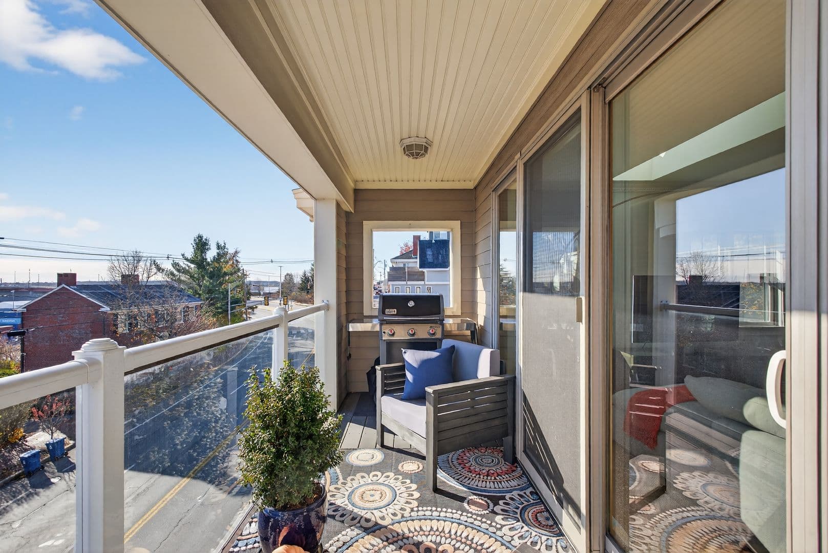 Portland Apartment: 16 Guilford Court