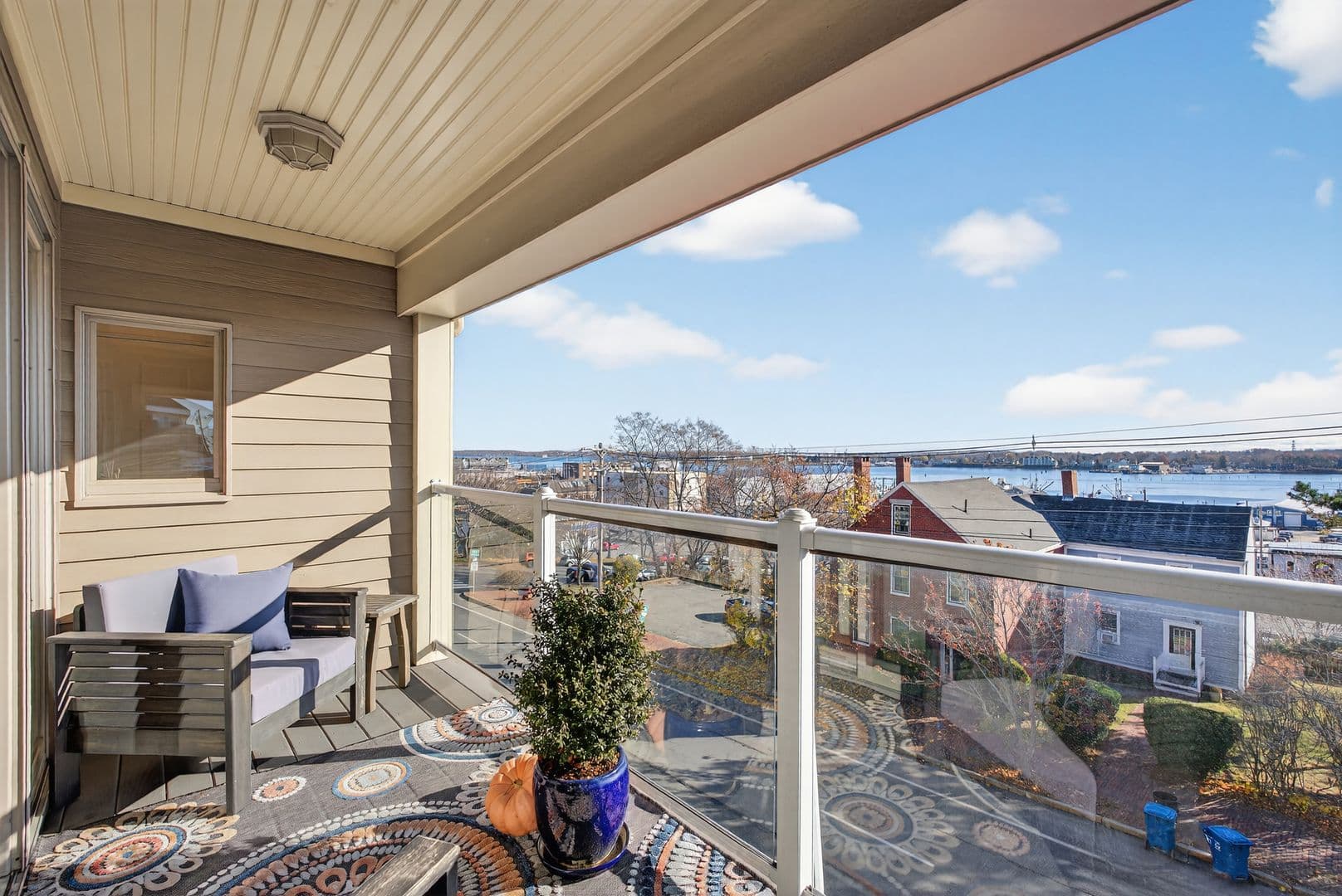 Portland Apartment: 16 Guilford Court