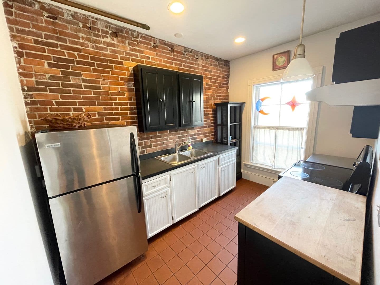 Portland Apartment: 194 High Street