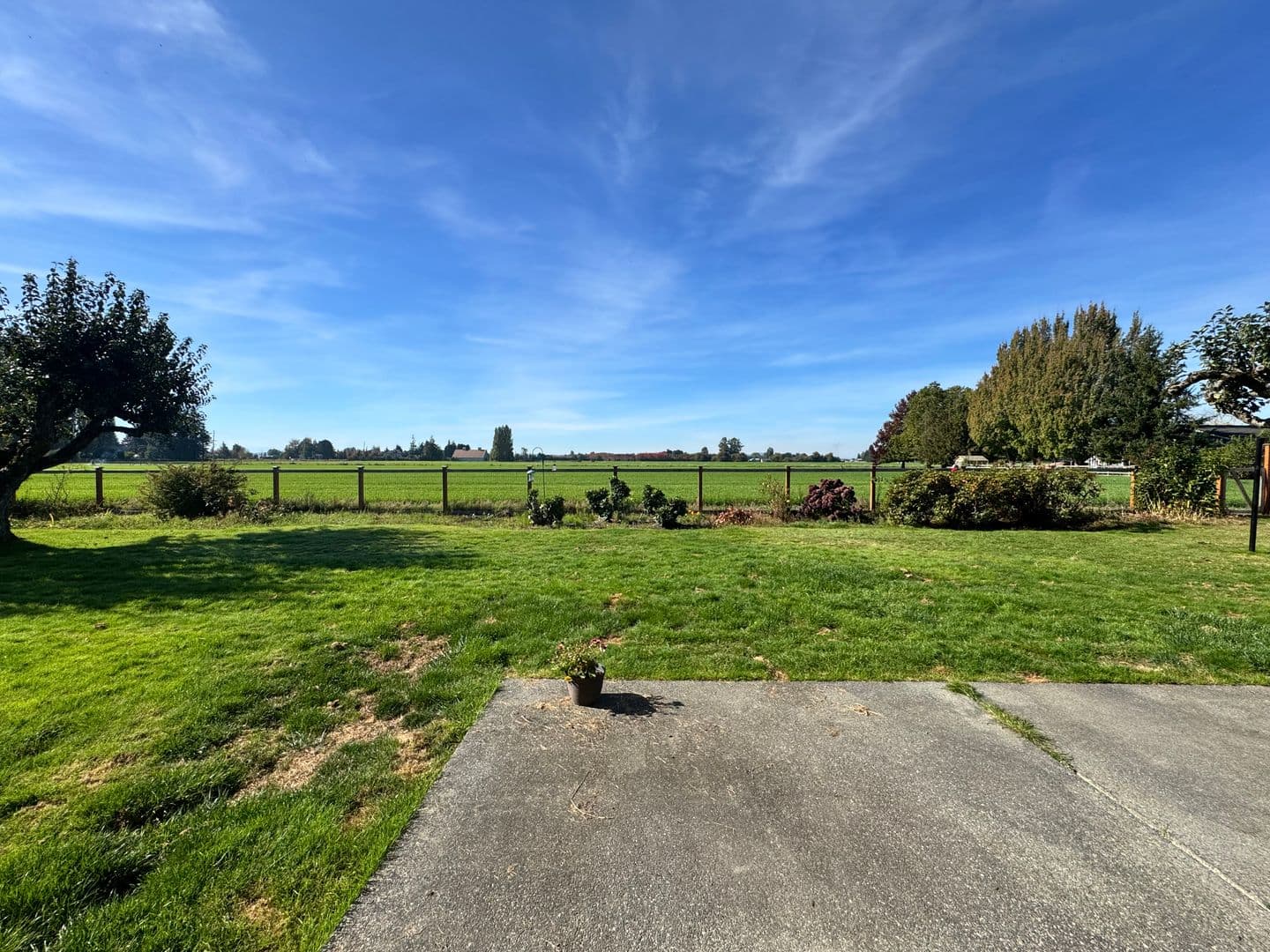 MOUNT VERNON WA House: 15382 Cottonwood Lane