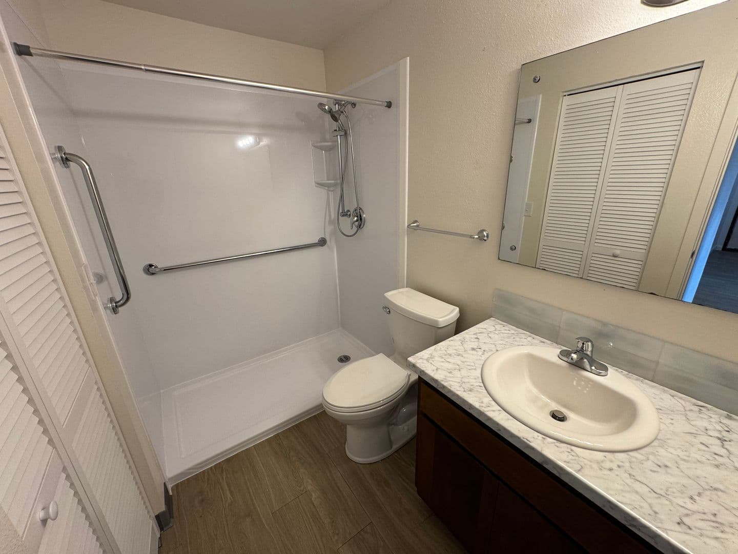 Mount Vernon Apartment: 210 N. 15th Street