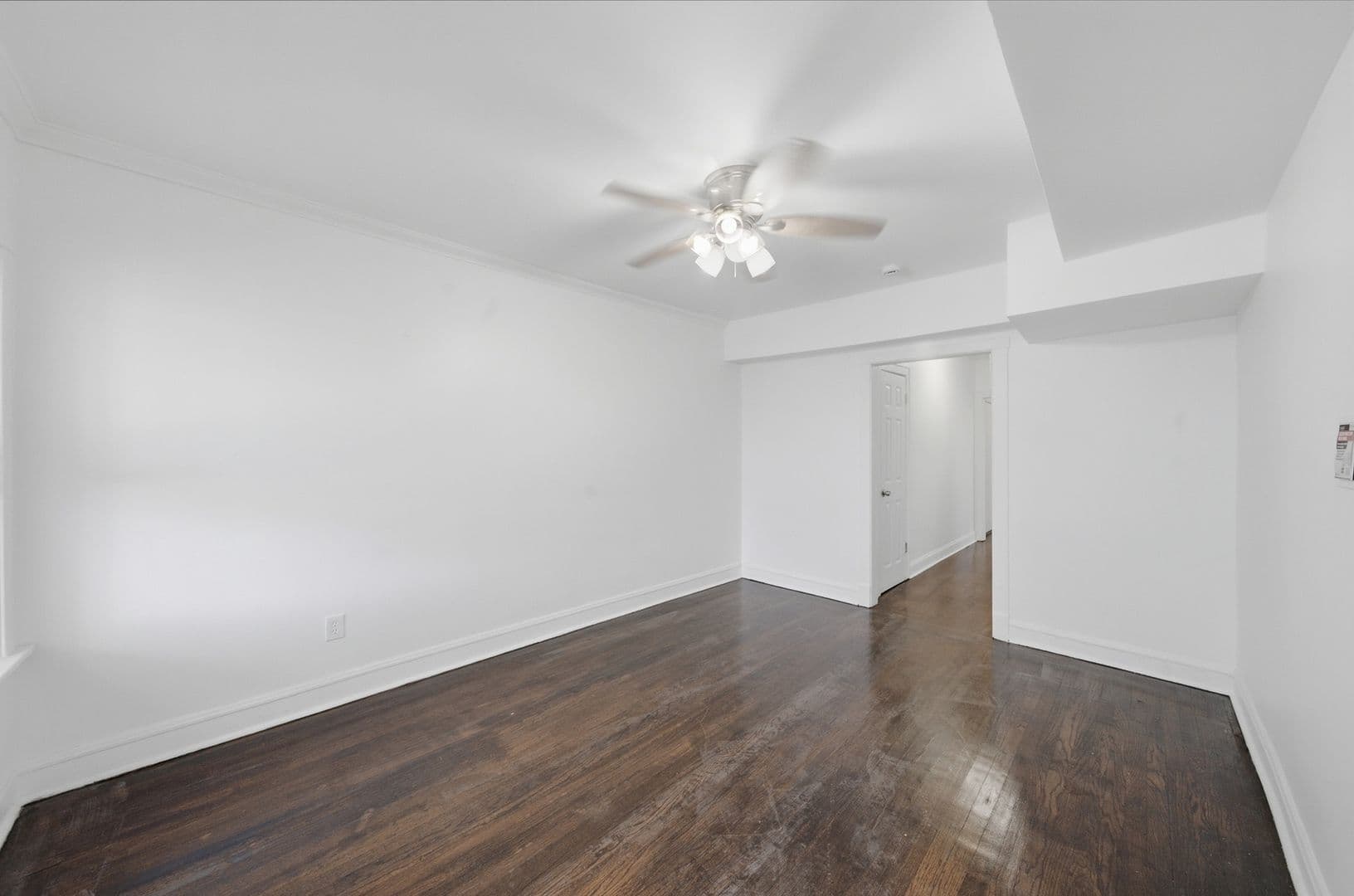 Chicago Apartment: 8007 S Carpenter St