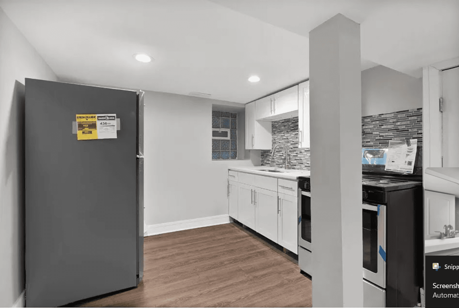 Chicago Apartment: 6618 S Maryland Ave