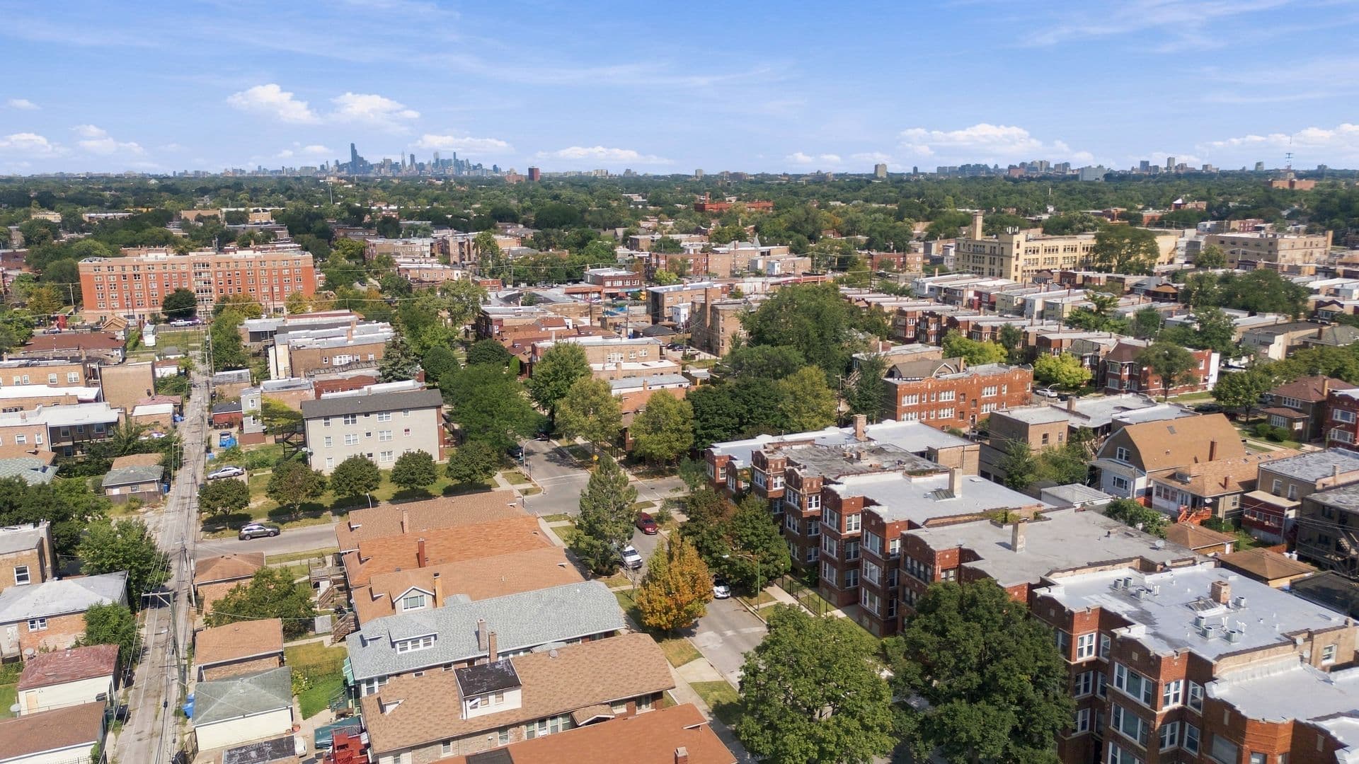 Chicago Apartment: 8007 S Carpenter St