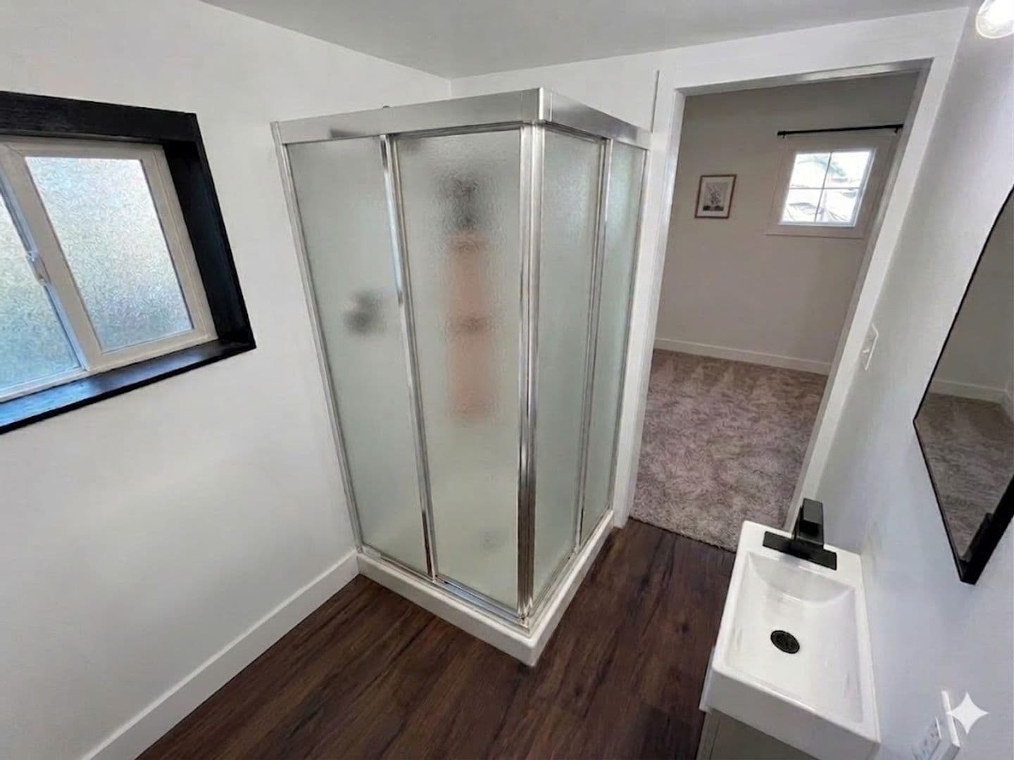 Clarkston House: 517 1/2 12th St - Studio