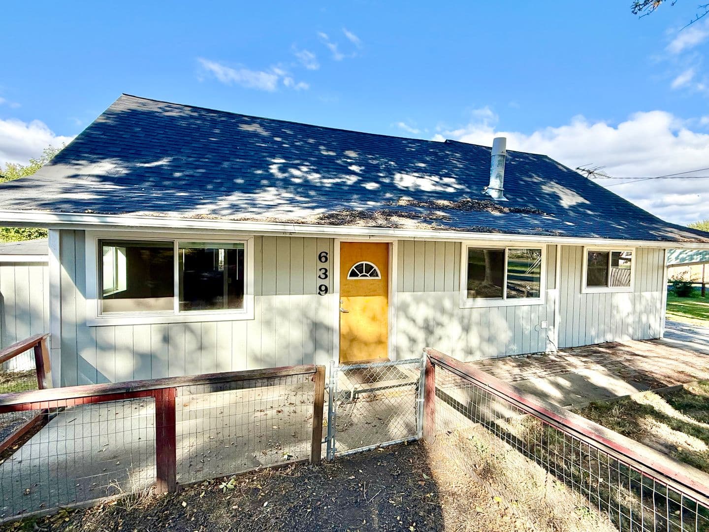Lewiston House: 639 Vista Ave