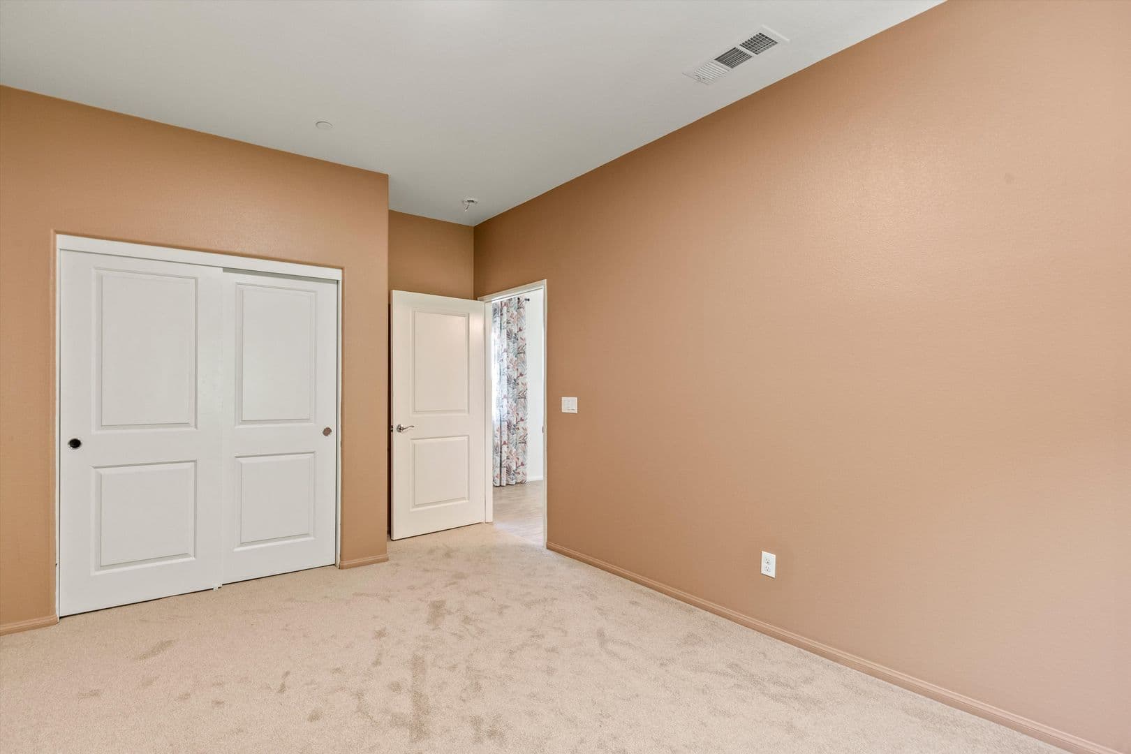 Catheral City House: 67353 Rio Naches Rd