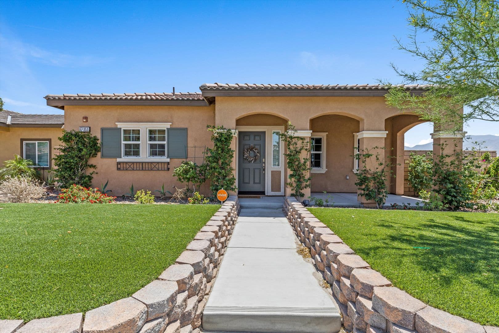 Catheral City House: 67353 Rio Naches Rd