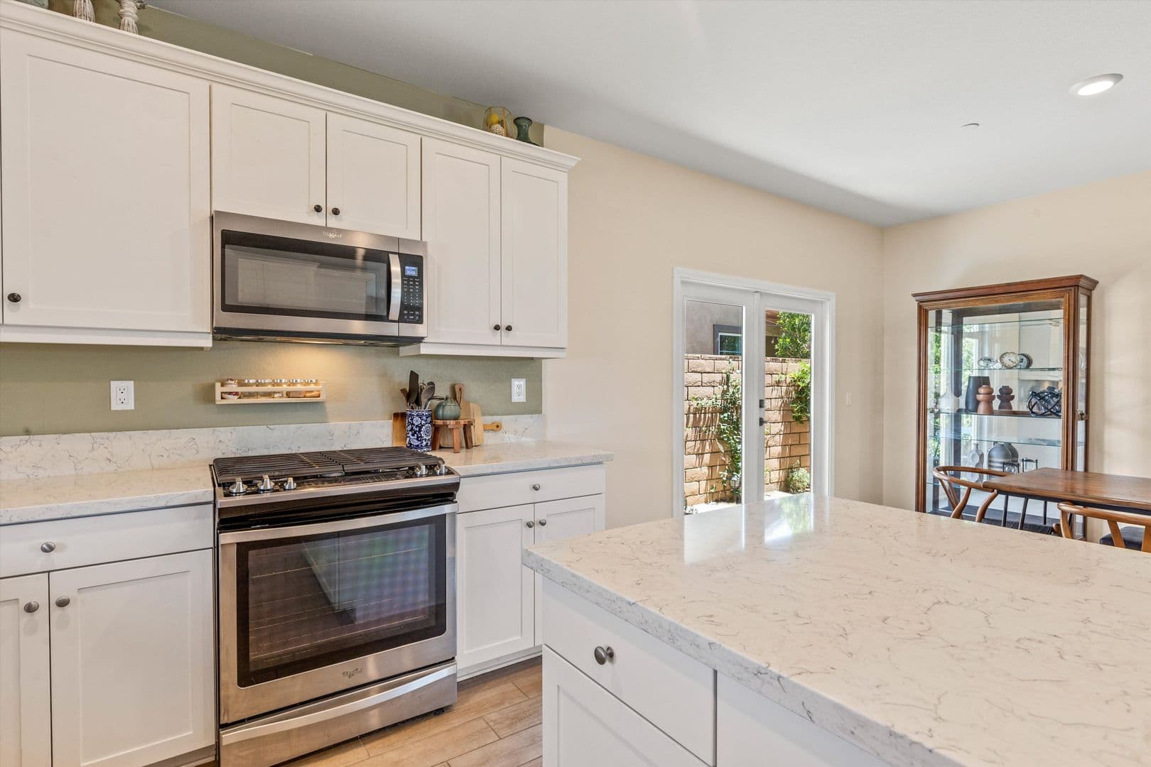 Catheral City House: 67353 Rio Naches Rd