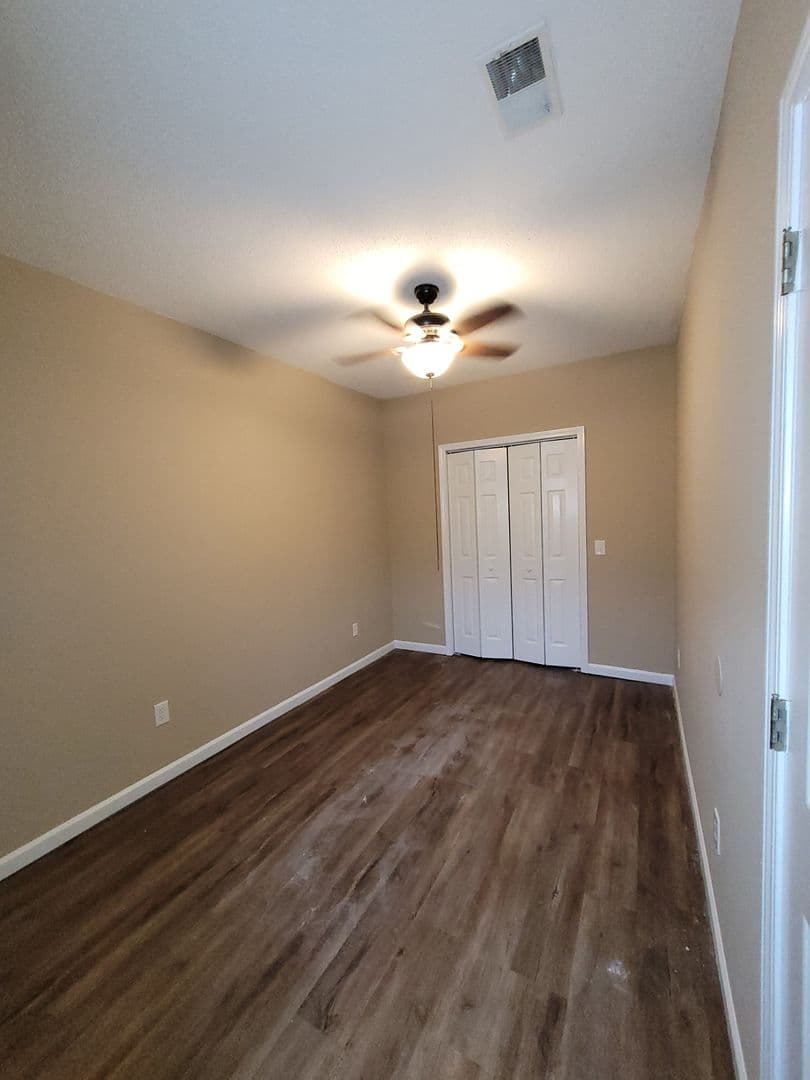 Danielsville Apartment: 70 Hwy 98 East 1